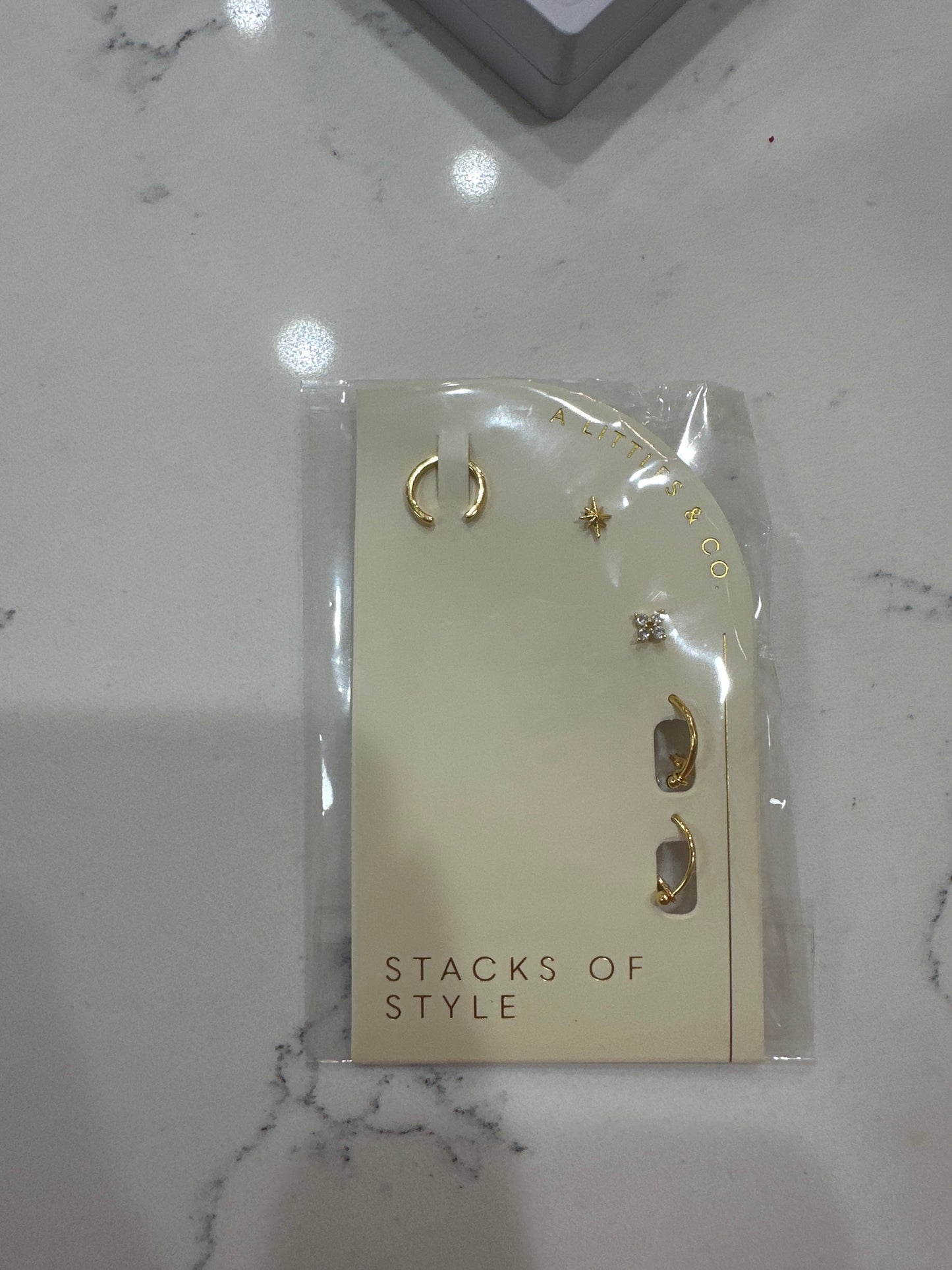 STACKS OF STYLE - GOLD STAR - EARRING SET - Pharm Favorites by Economy Pharmacy