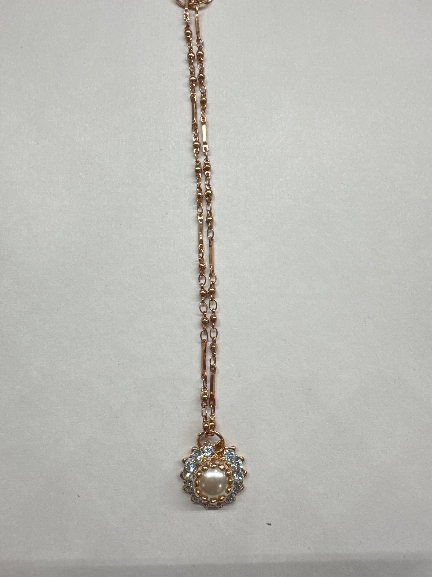 RG PENDANT NECKLACE W/ GRAY STONE