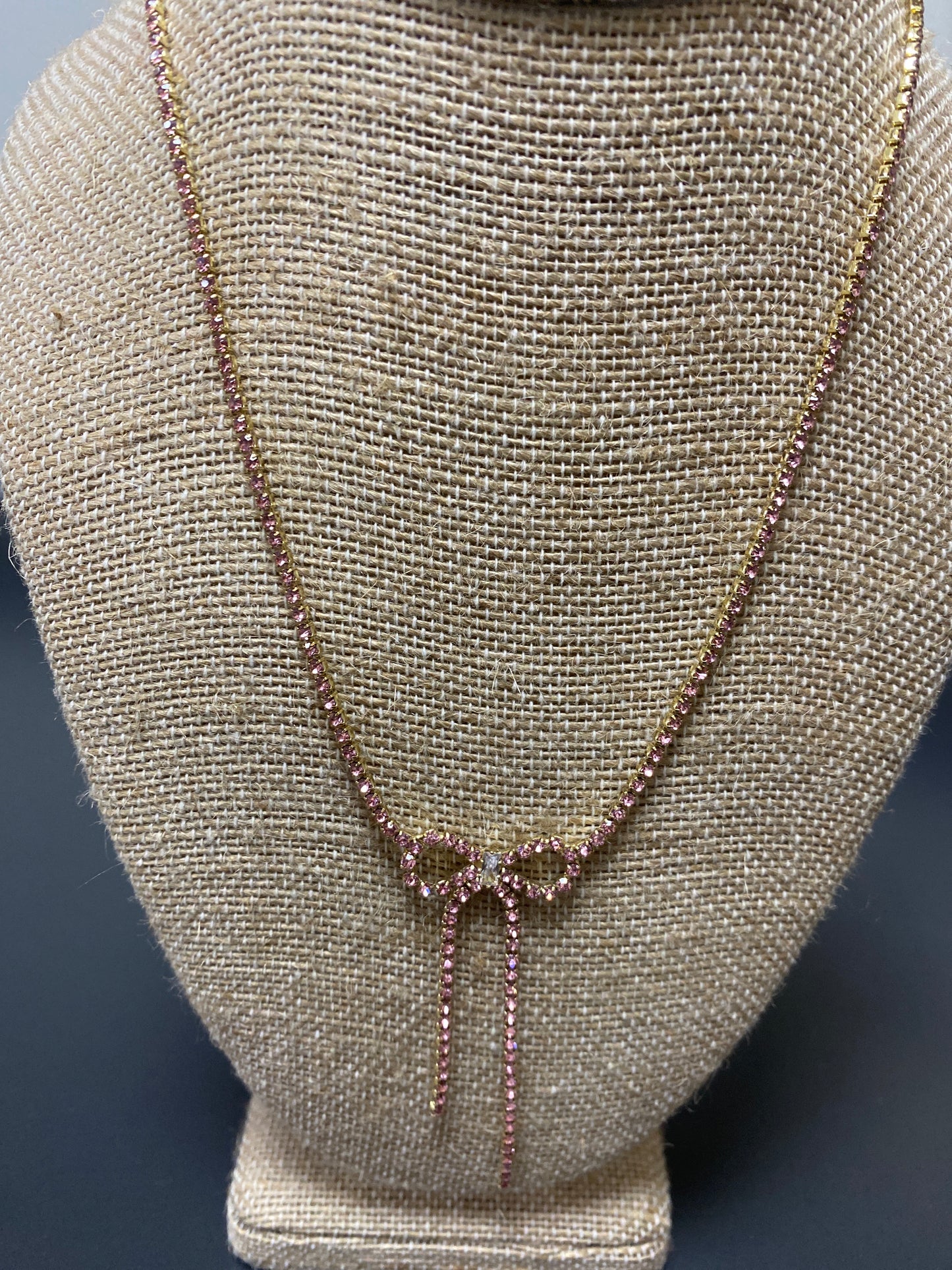 RHINESTONE CHAIN W/BOW