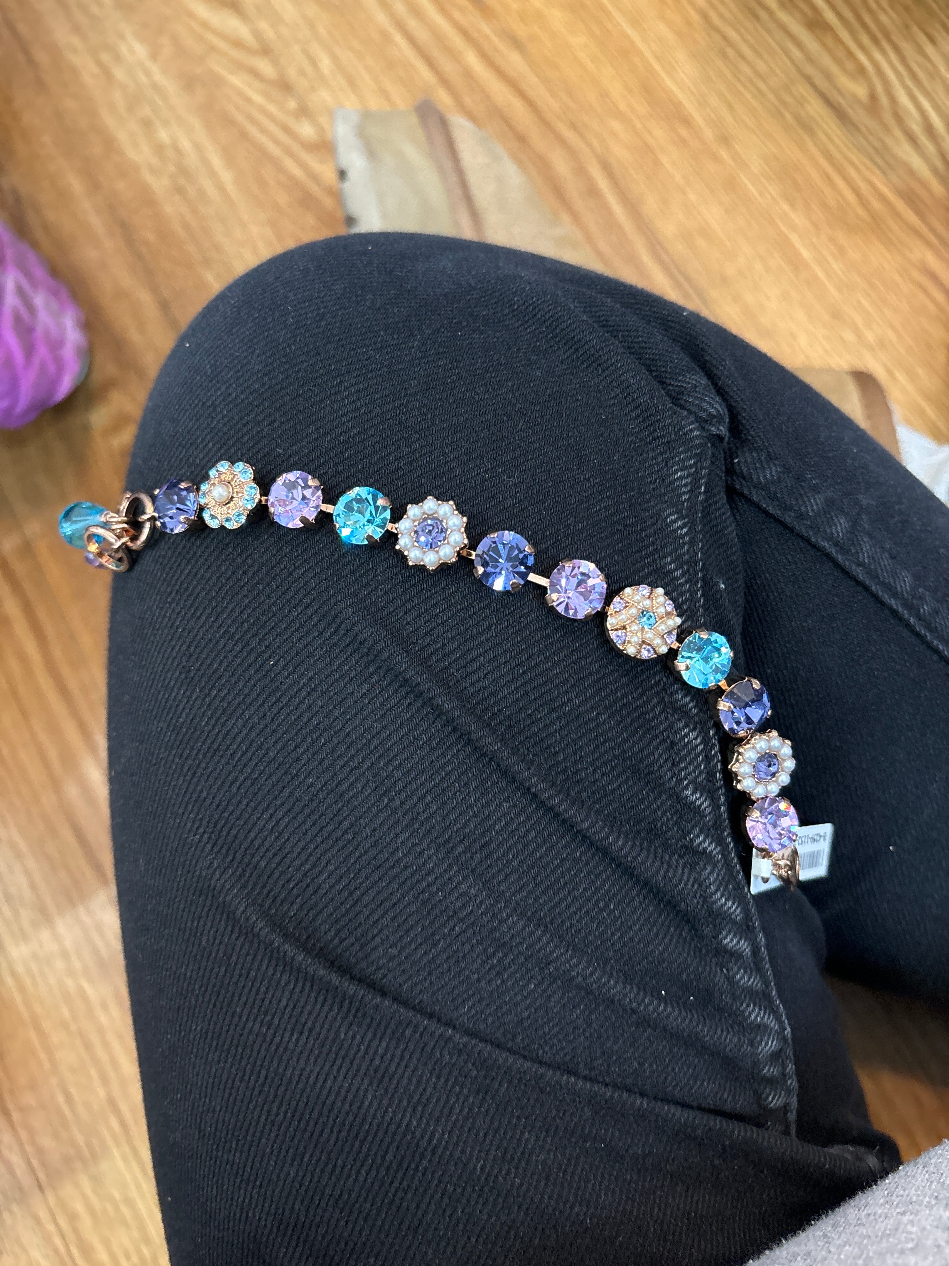 RG PURPLE/BLUE/PEARL FLOWER BRACELET