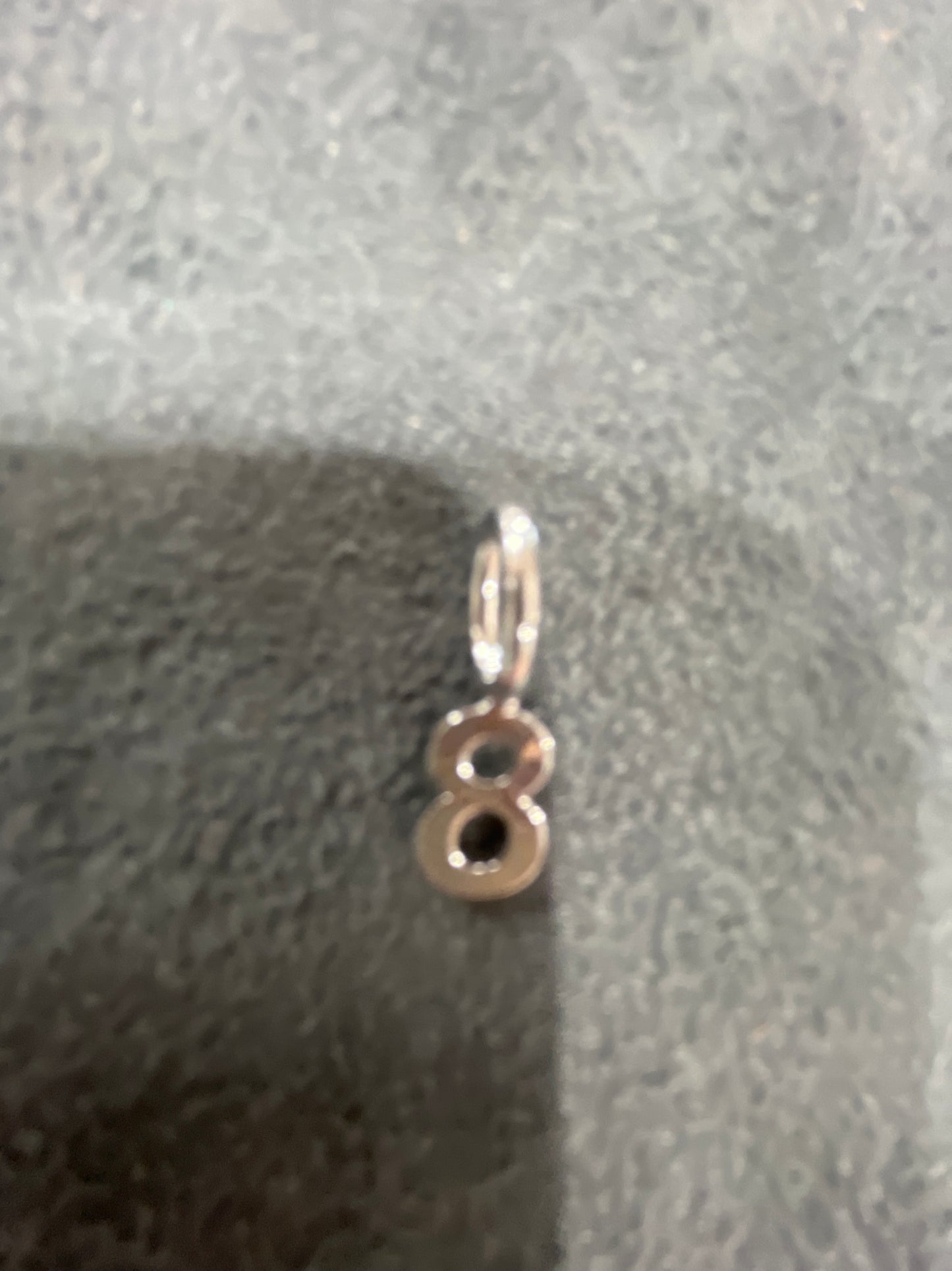 SIS KISS NUMBER CHARMS