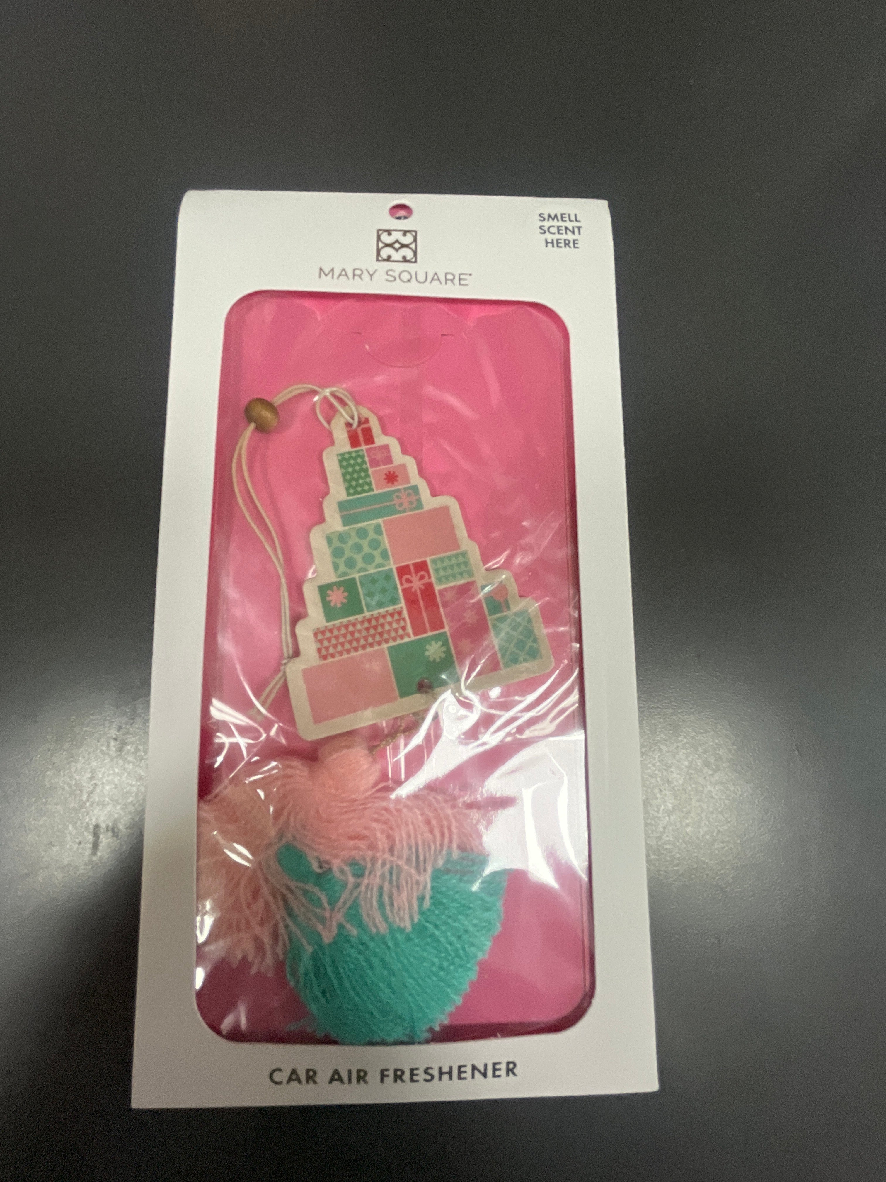 AIR FRESHENER - PRESENT TREE