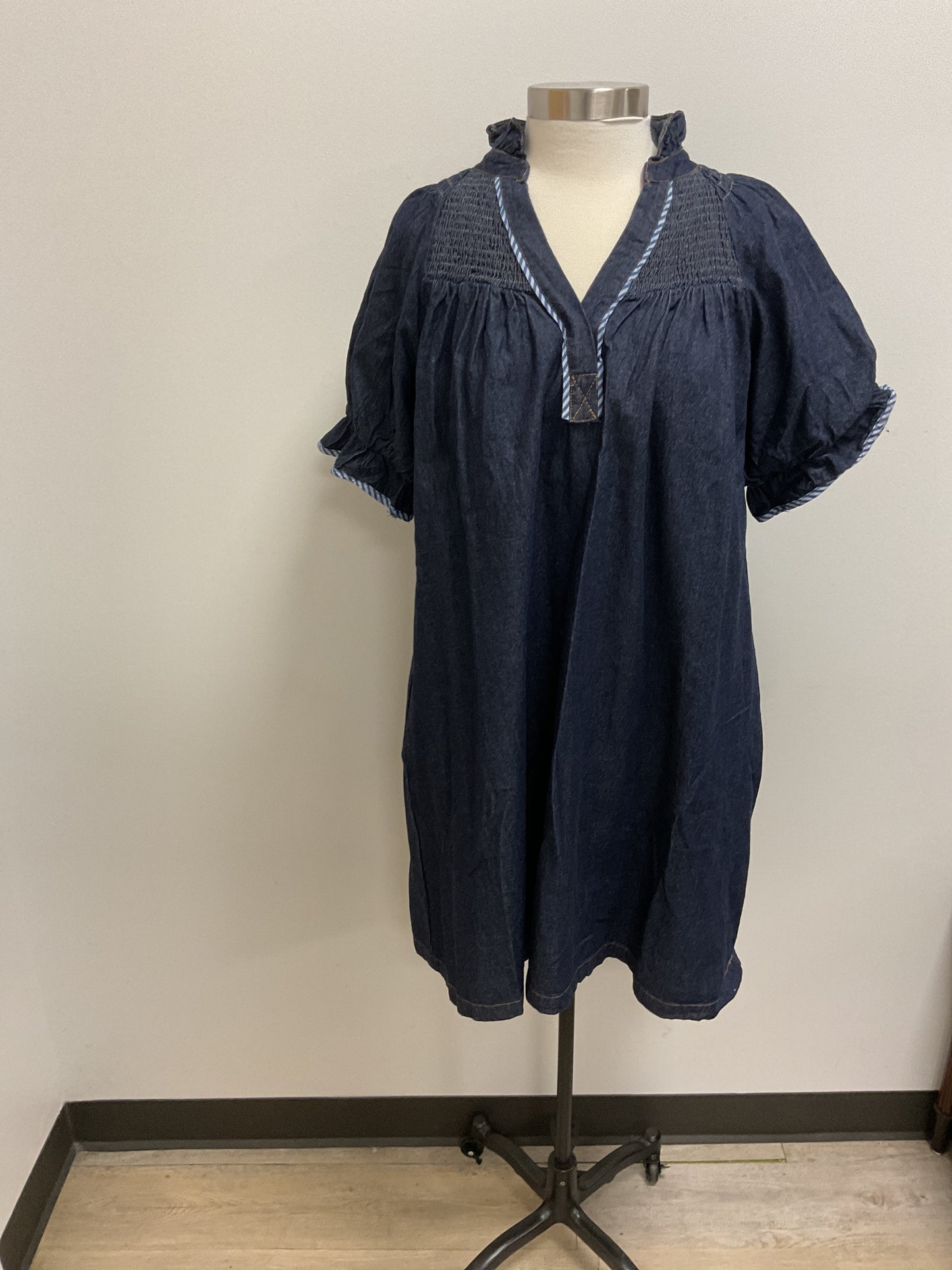 DENIM SMOCK NECK PUFF SLEEVE DRESS