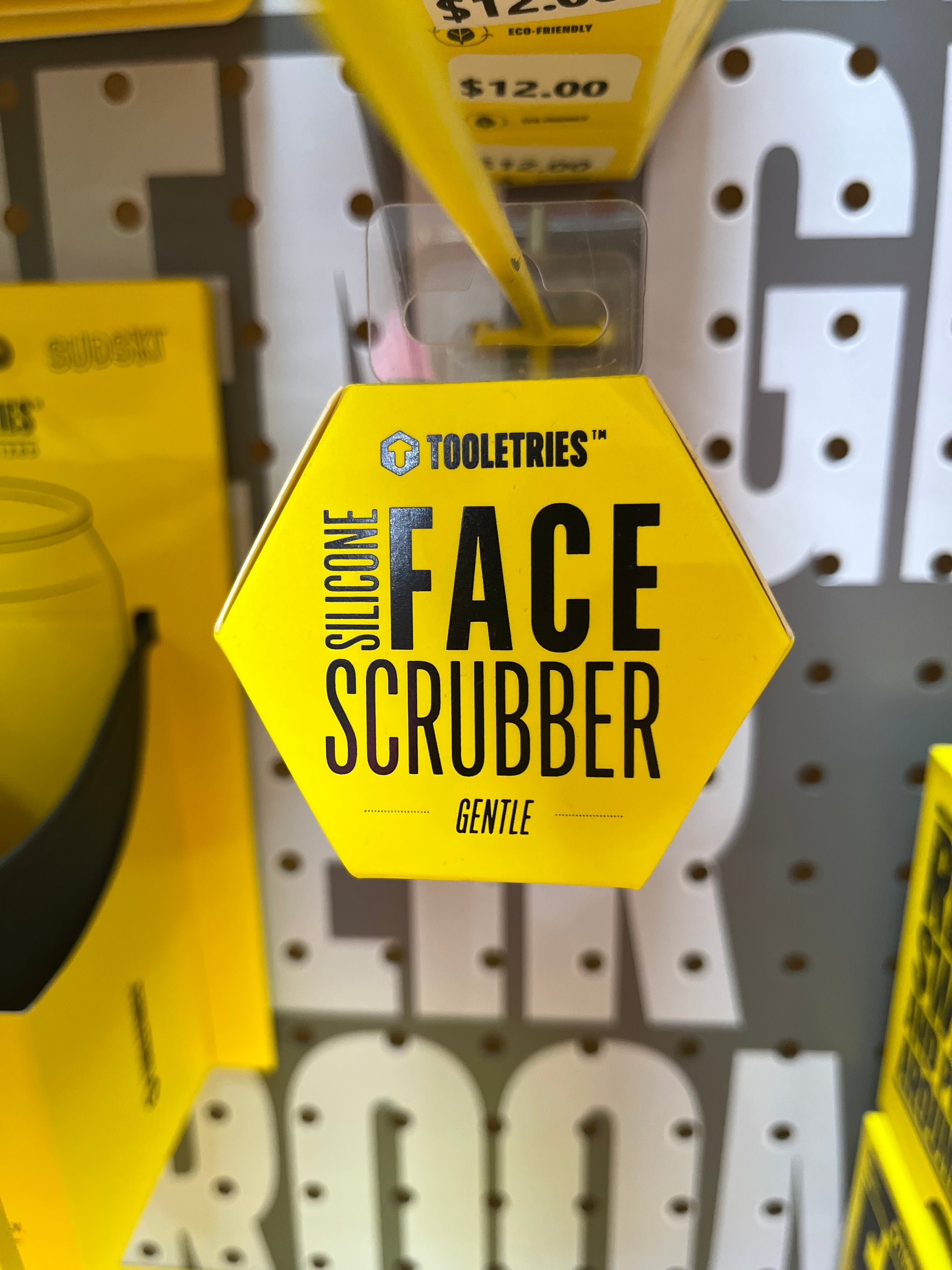 FACE SCRUBBER GENTLE CLEANSE - CHARCOAL - Pharm Favorites by Economy Pharmacy