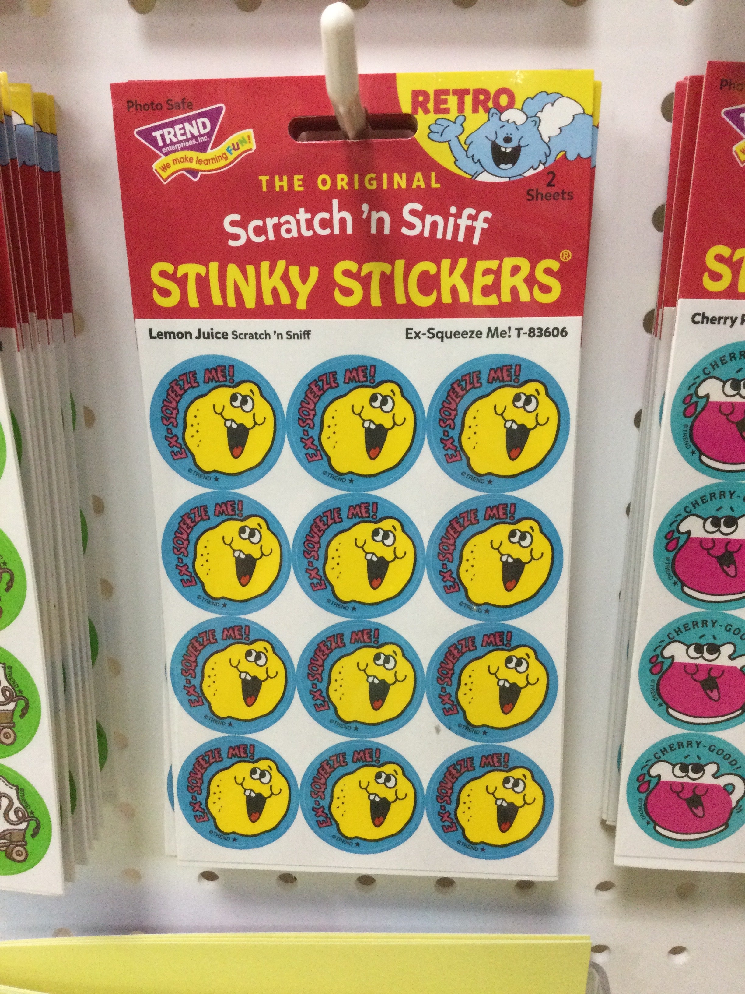 SCRATCH N SNIFF STINKY STICKERS - LEMON JUICE