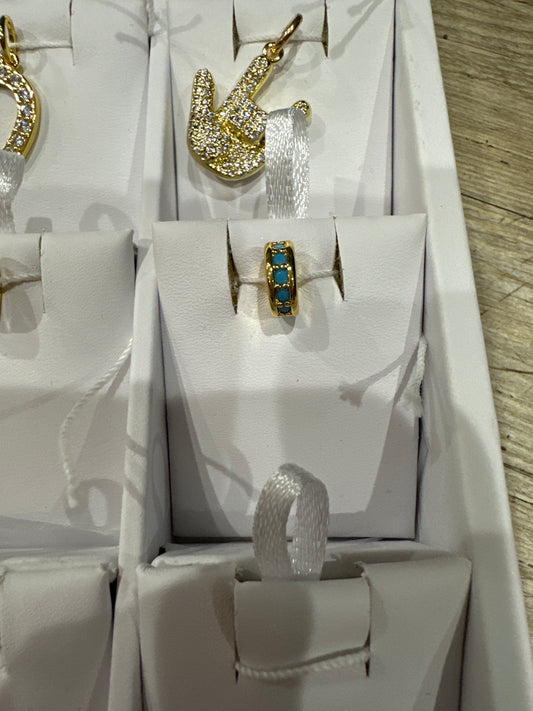 GODDESS CHARM - TURQUOISE
