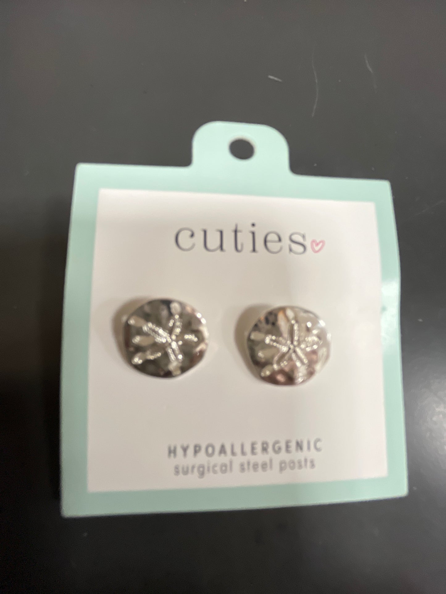 HAMMERED SILVER SAND DOLLARS EARRINGS