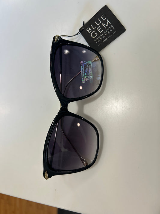 BLACK/GOLD/ GRADIENT SMOKE GLASSES