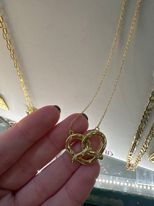 PRETZEL NECKLACE- GOLD
