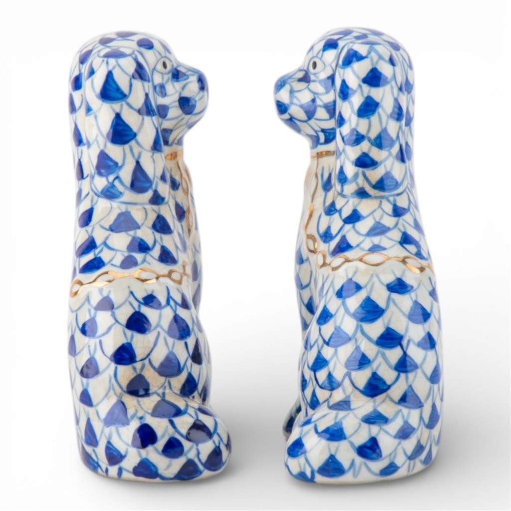 SMALL BLUE FISHNET STAFFORDSHIRE DOGS SET OF 2