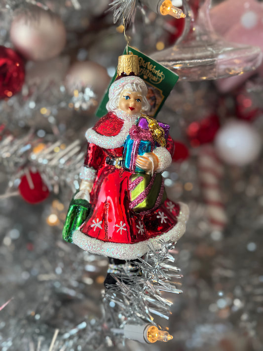 Mrs. Claus Goes Shopping Ornament