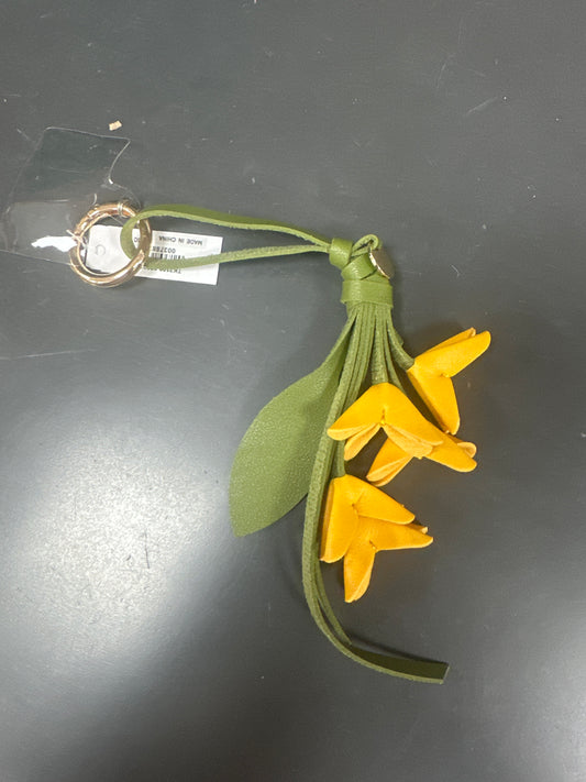 FLOWERING VINE PURSE CHARM