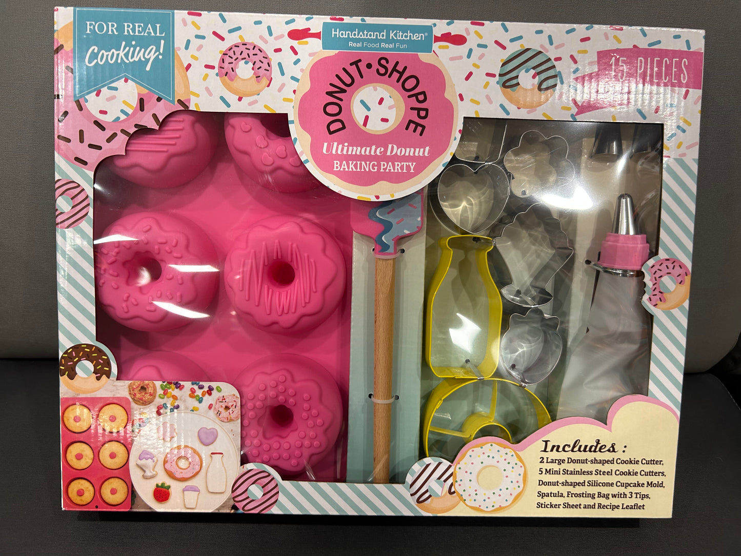 ULTIMATE DONUT SHOPPE BAKING PARTY SET