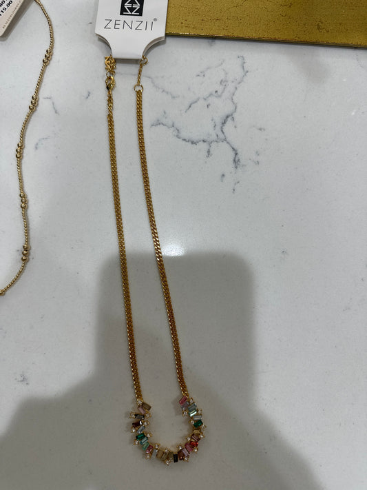 CURB CHAIN NKLC W/ MULTI COLOR HORSESHOE PENDANT