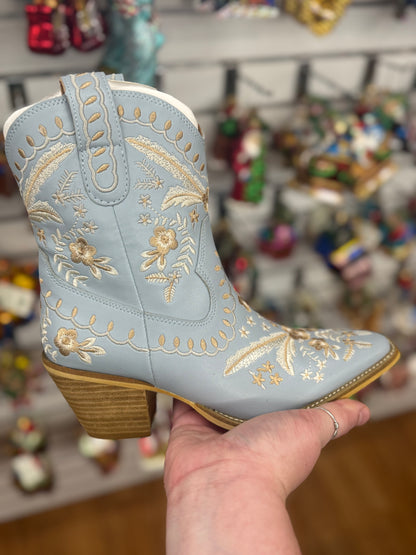 Corral Blue Embroidered Western Boots