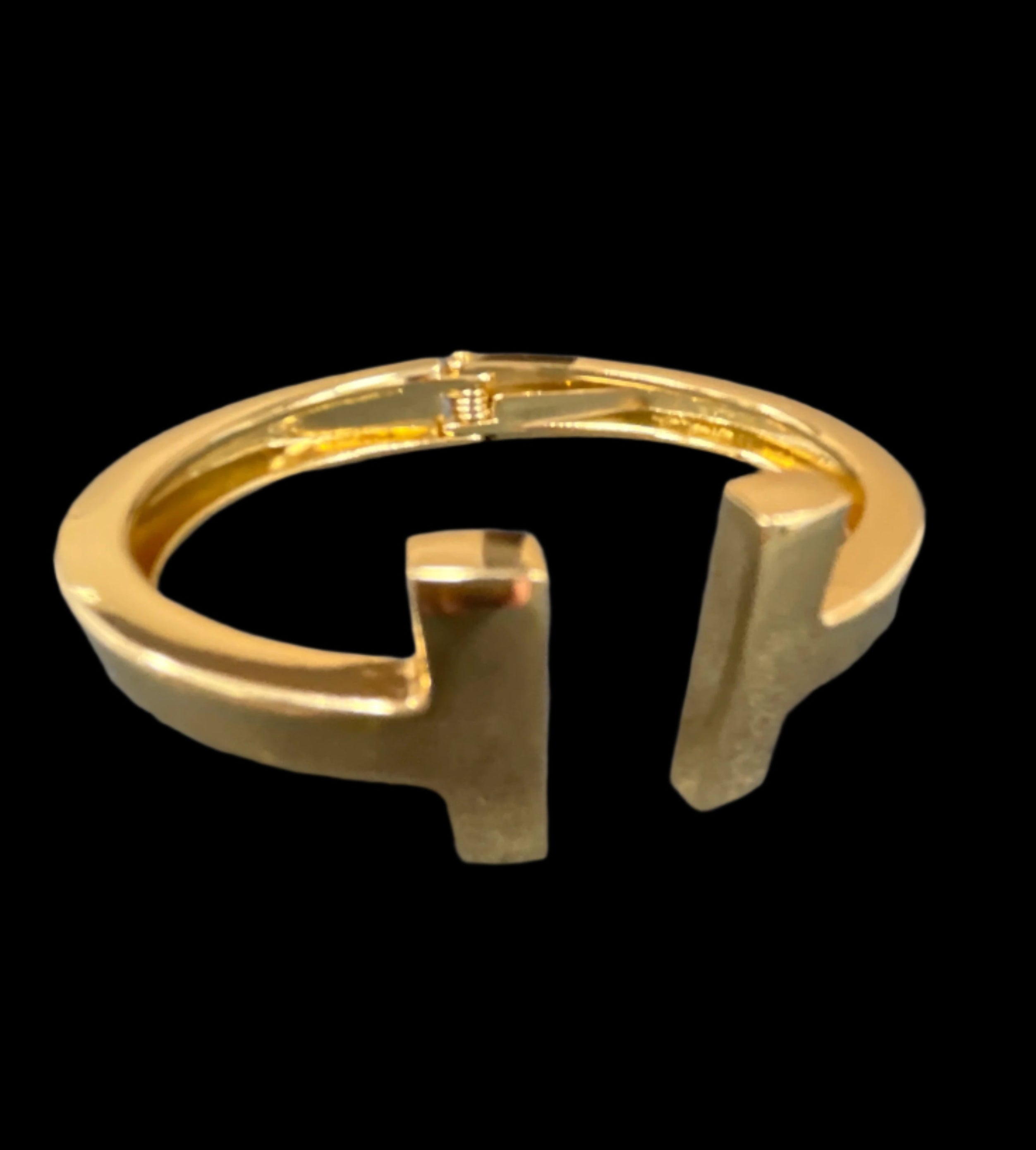 GOLD DOUBLE BAR END OPEN HINGED BRACELET