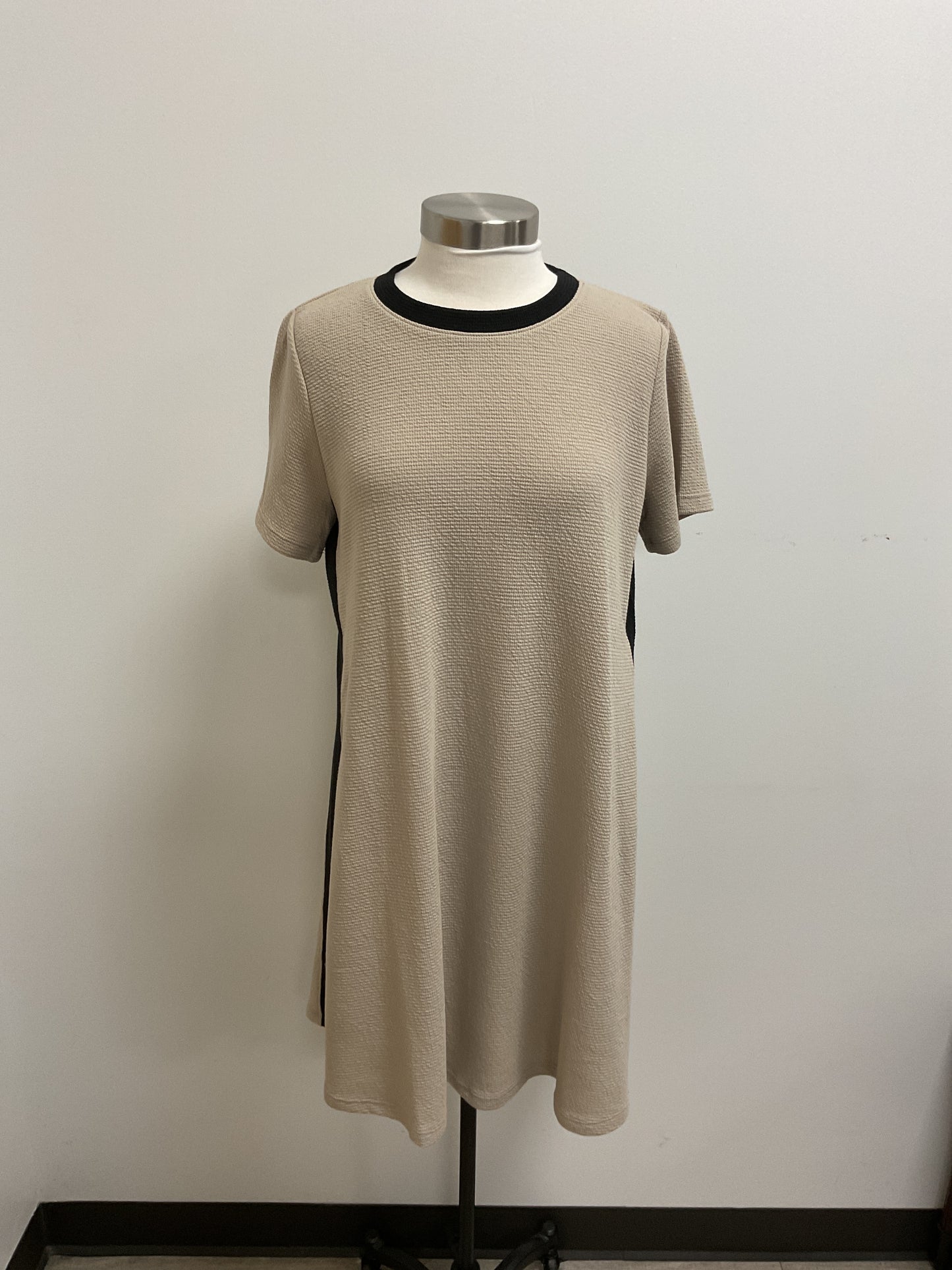 TAUPE & BLACK MINI DRESS