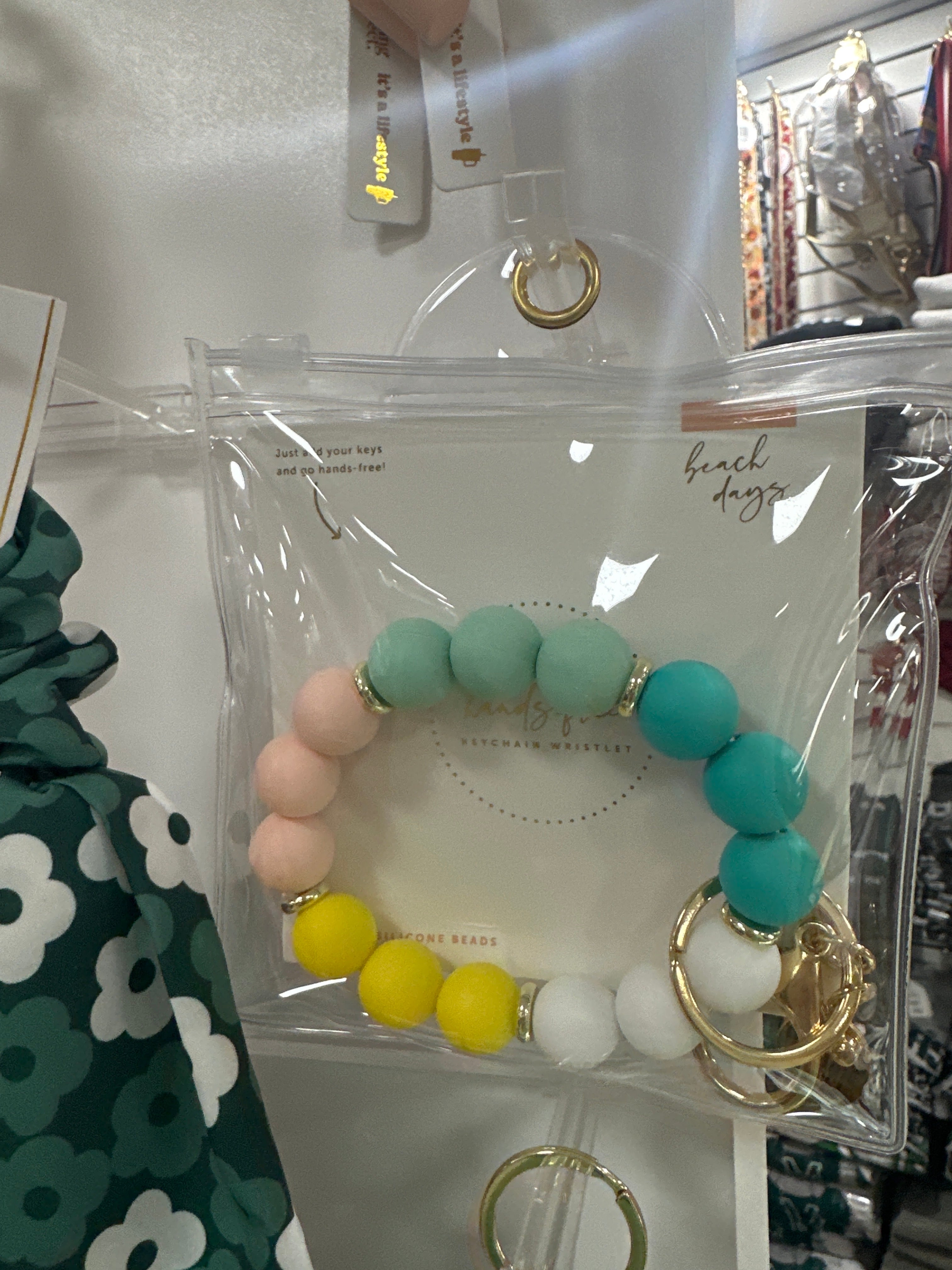 HANDS FREE KEYCHAIN WRISTLET - BEACH DAYS