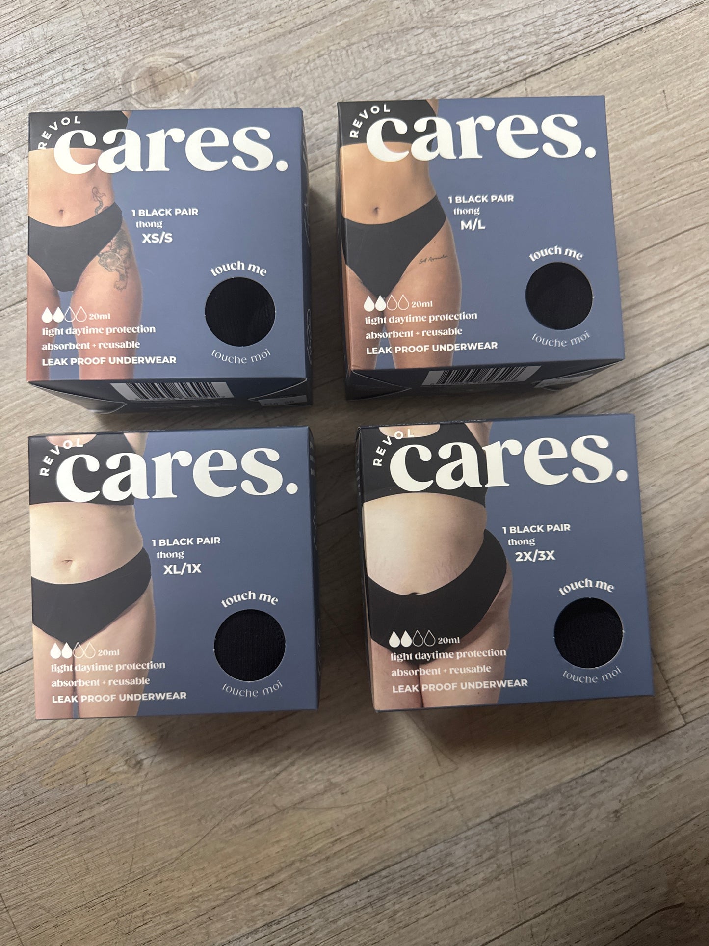 ESSENTIALS - THONG - BLACK