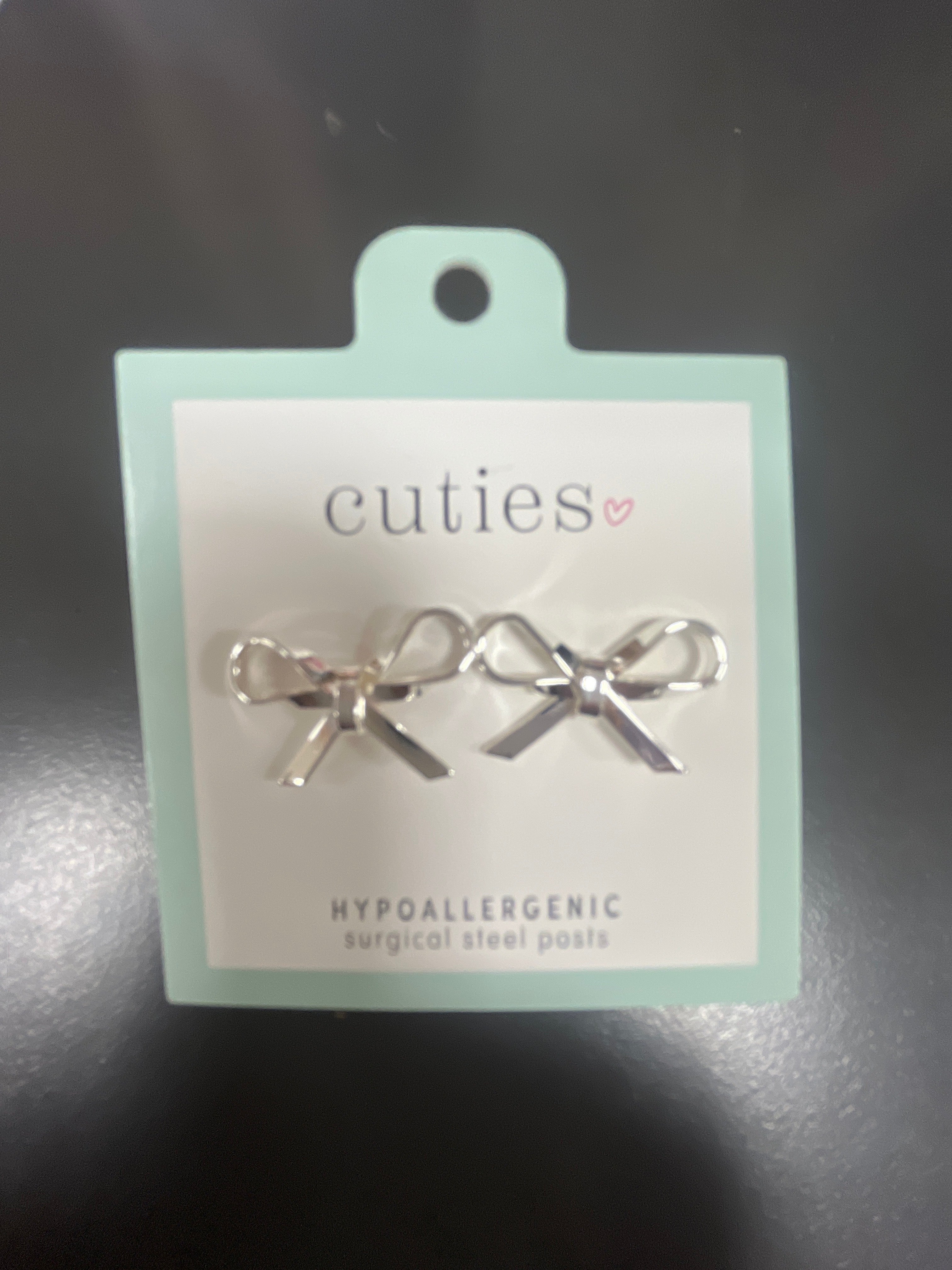 BRIGHT POLISHED BOW EARRINGS