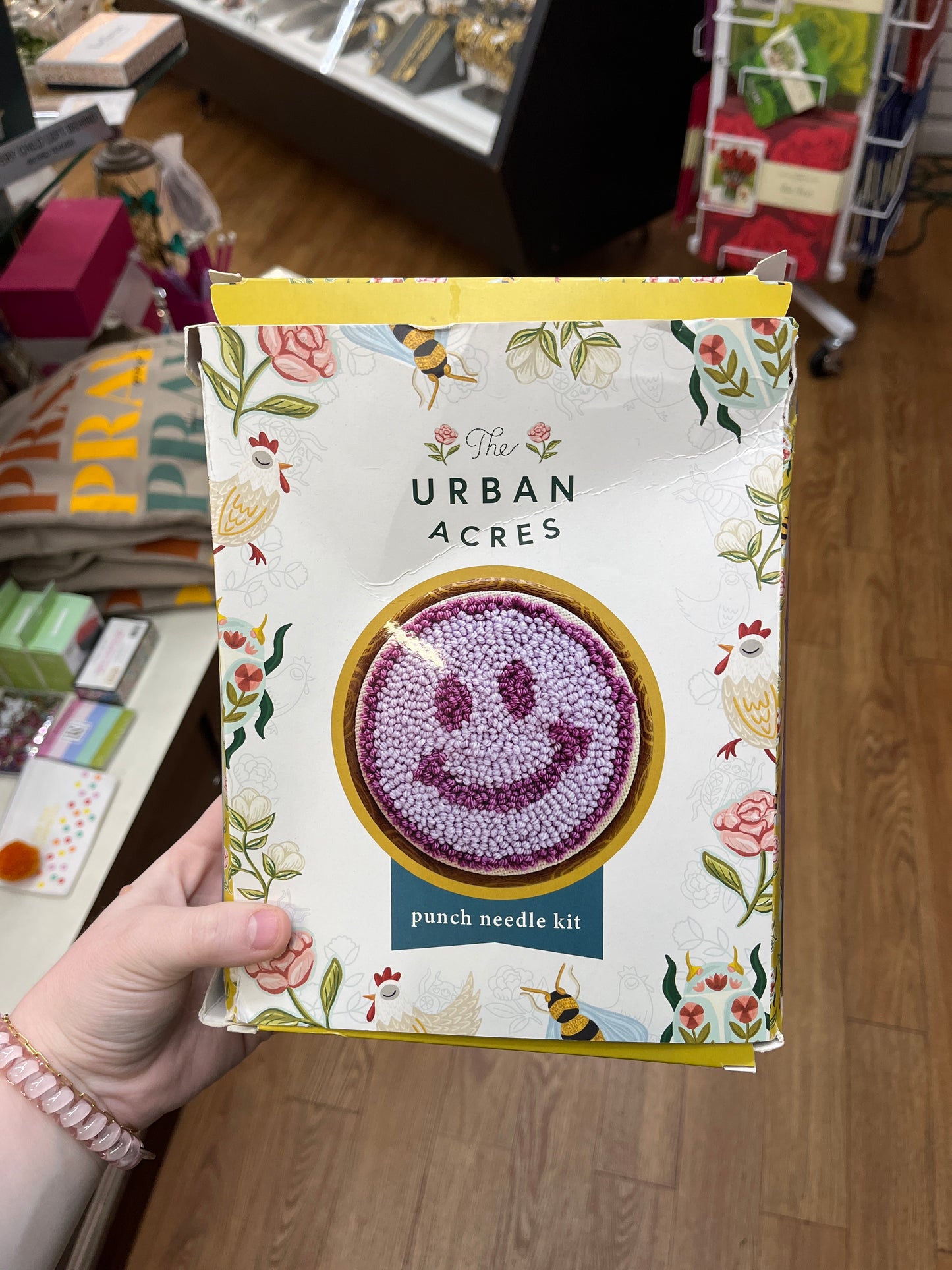 PURPLE SMILEY NEEDLE PUNCH KIT