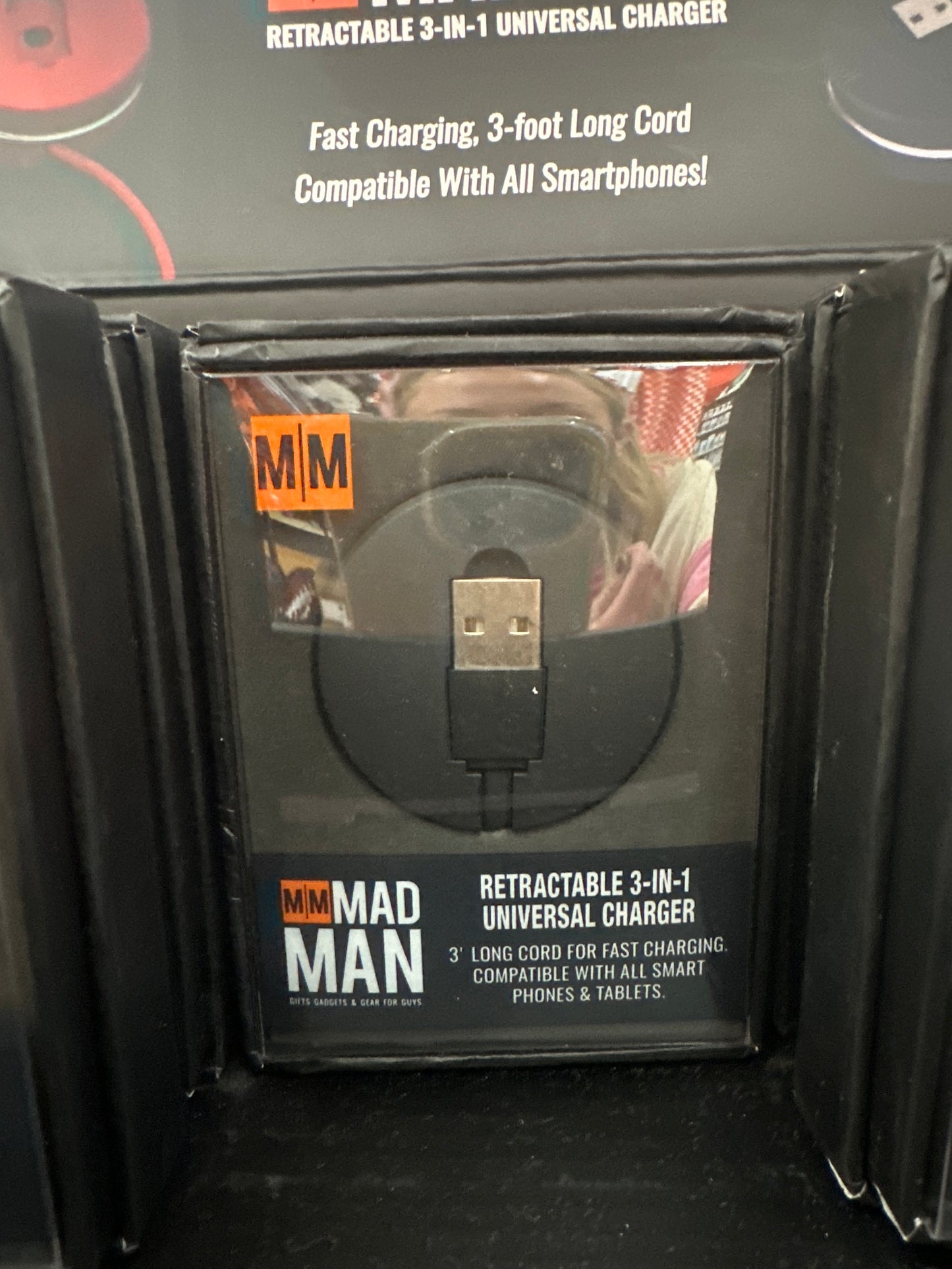RETRACTABLE 3-IN-1 CHARGER - BLACK