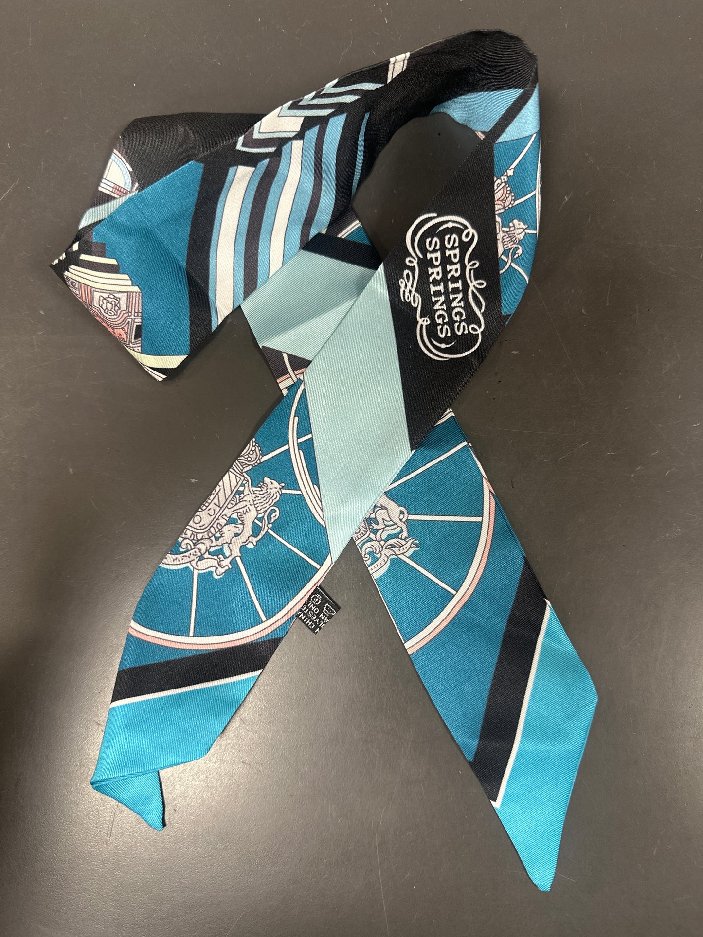 TWILLY SCARF