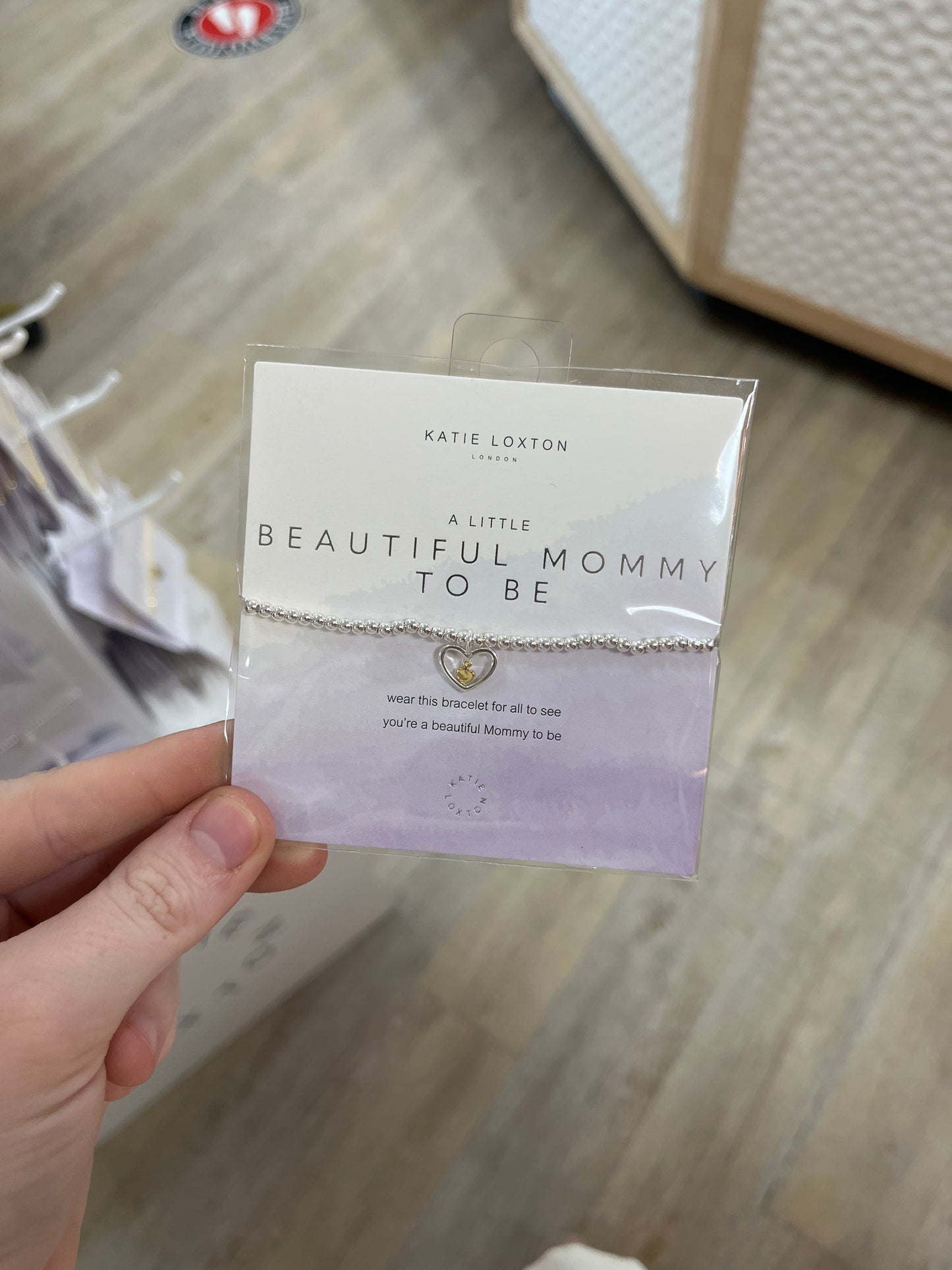 A LITTLE "BEAUTIFUL MOMMY TO BE" BRACELET