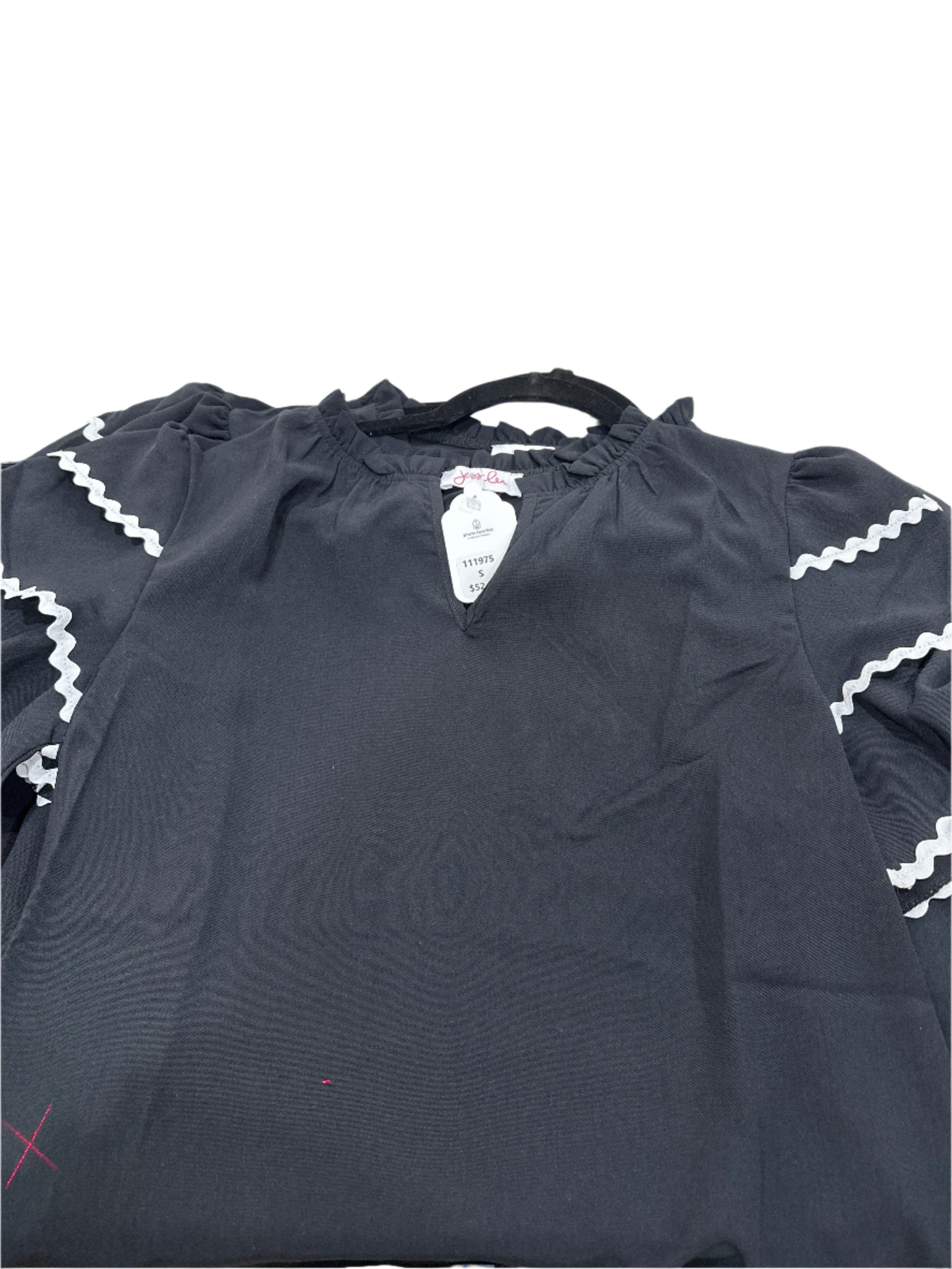 SIDELINE STYLE RIC RAC TOP - BLACK