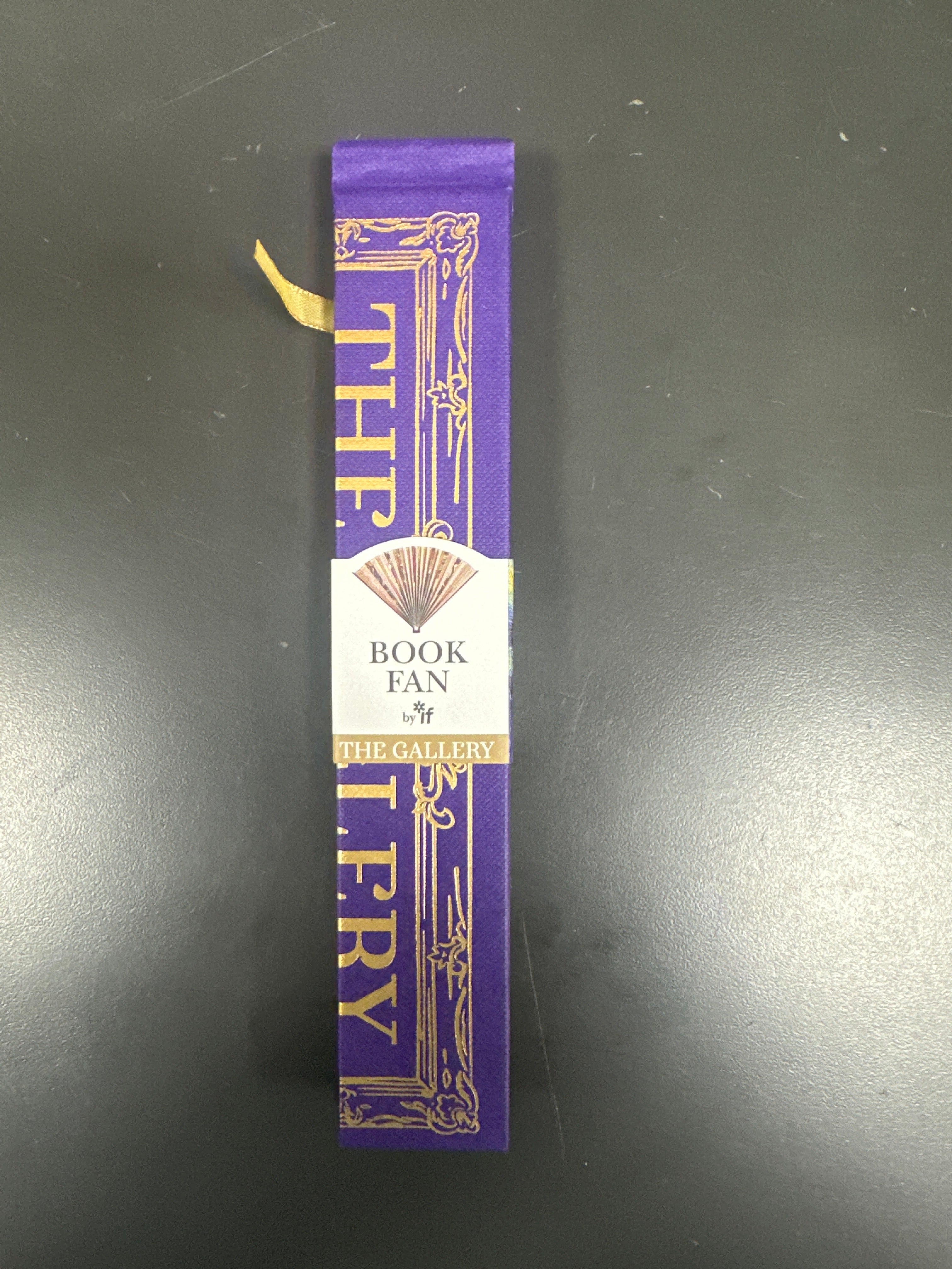 BOOK FAN - GALLERY