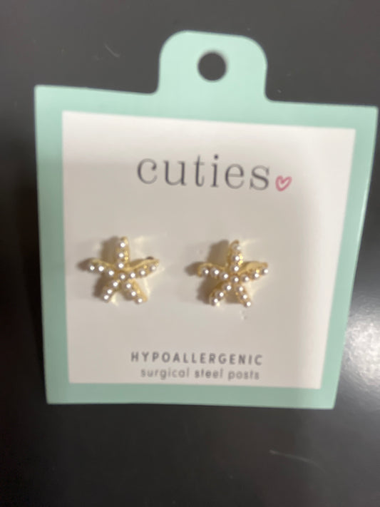 GOLD STARFISH W/PEARLS EARRINGS