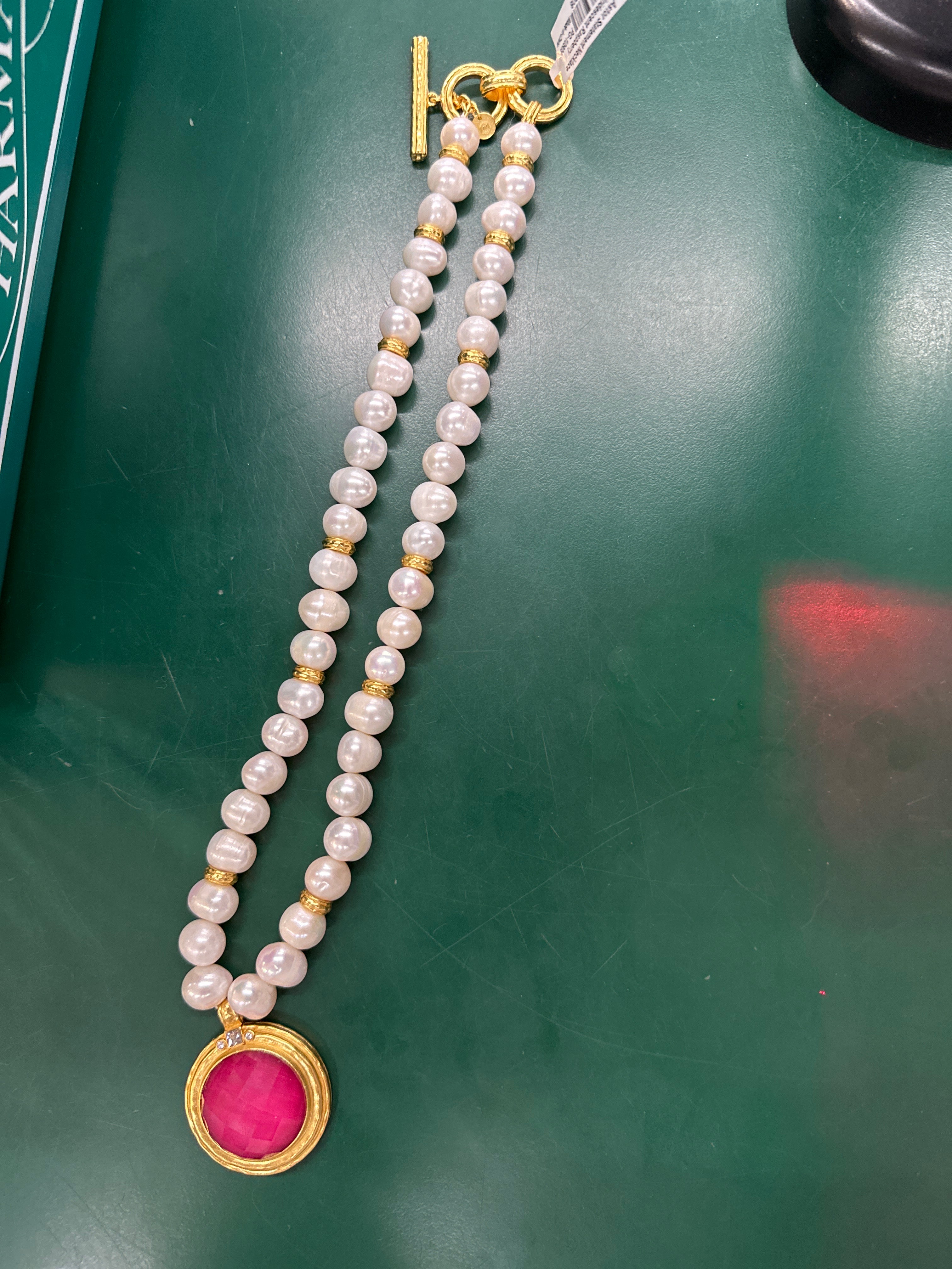 ASTOR STATEMENT NECKLACE IRD RASPBERRY