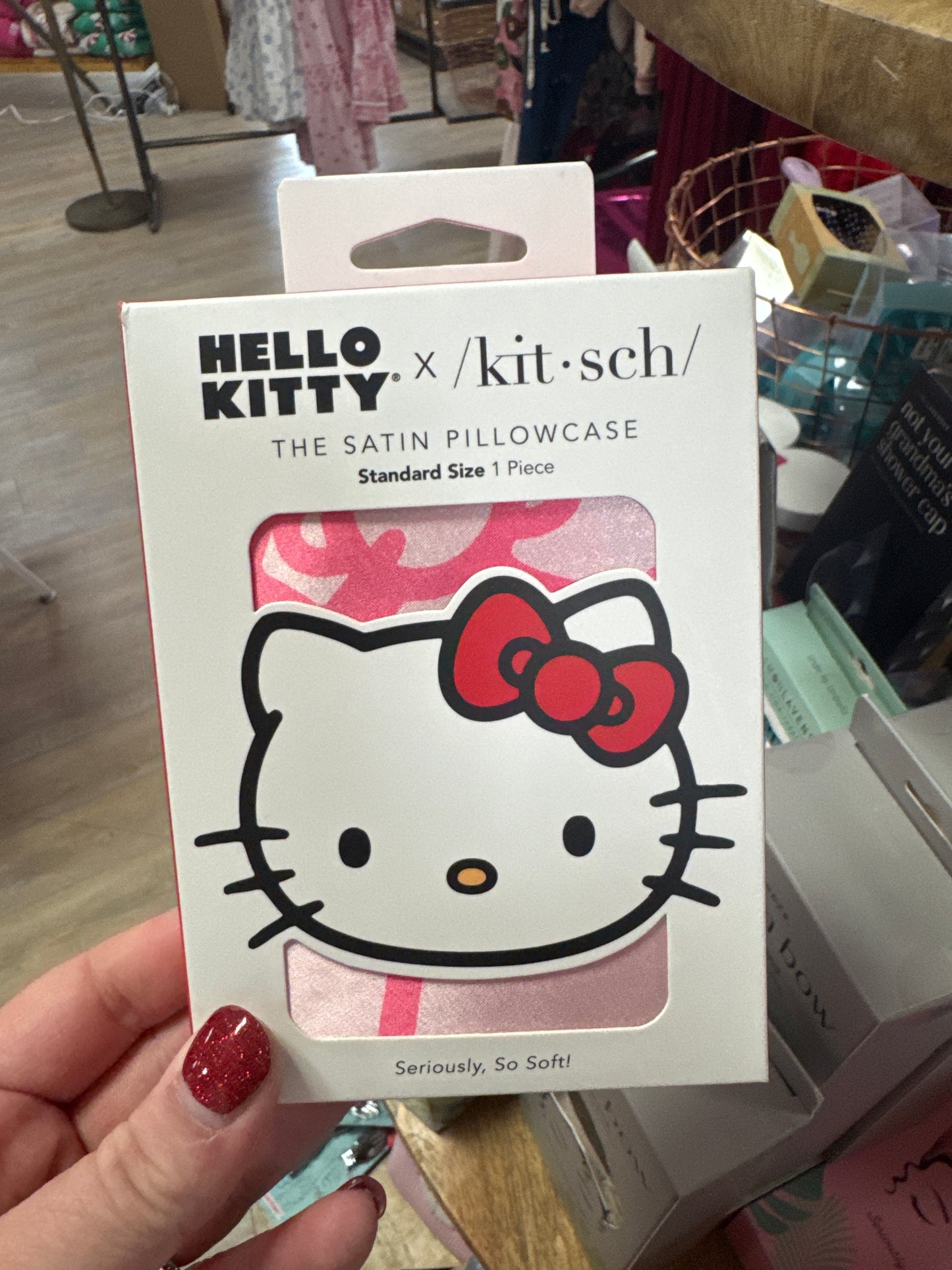HELLO KITTY PILLOWCASE - STNDRD - PINK KITTY FACES