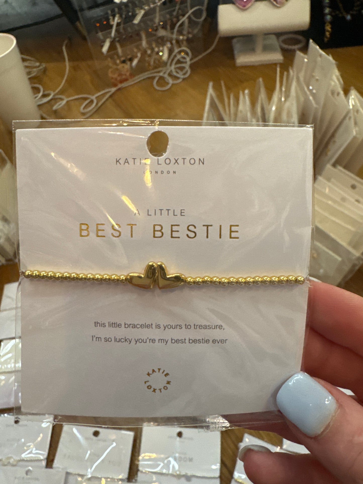 A LITTLE "BEST BESTIE" BRACELET