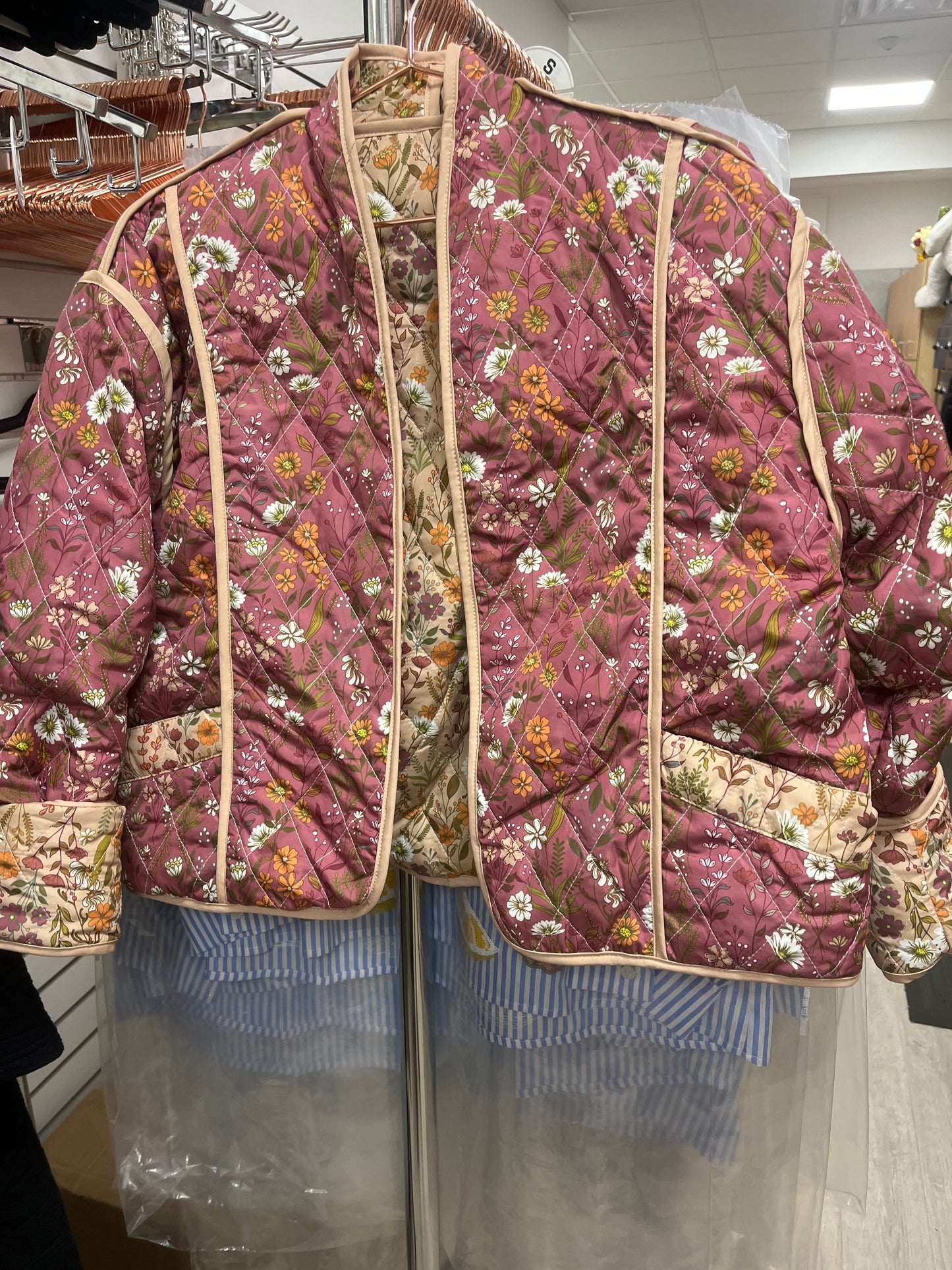 REVERSIBLE TAN & MAUVE FLORAL JACKET