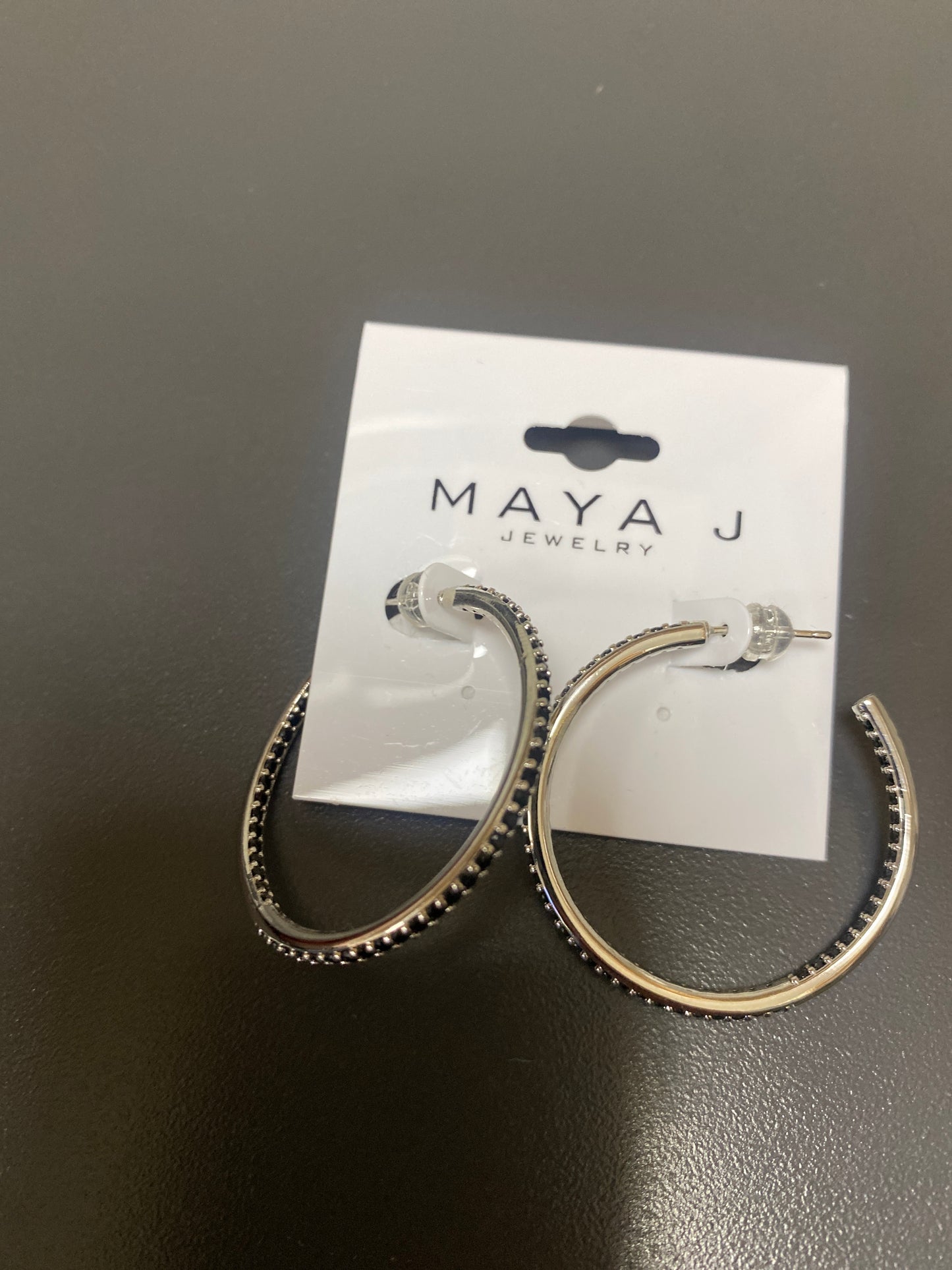 SILVER HOOPS - BLACK