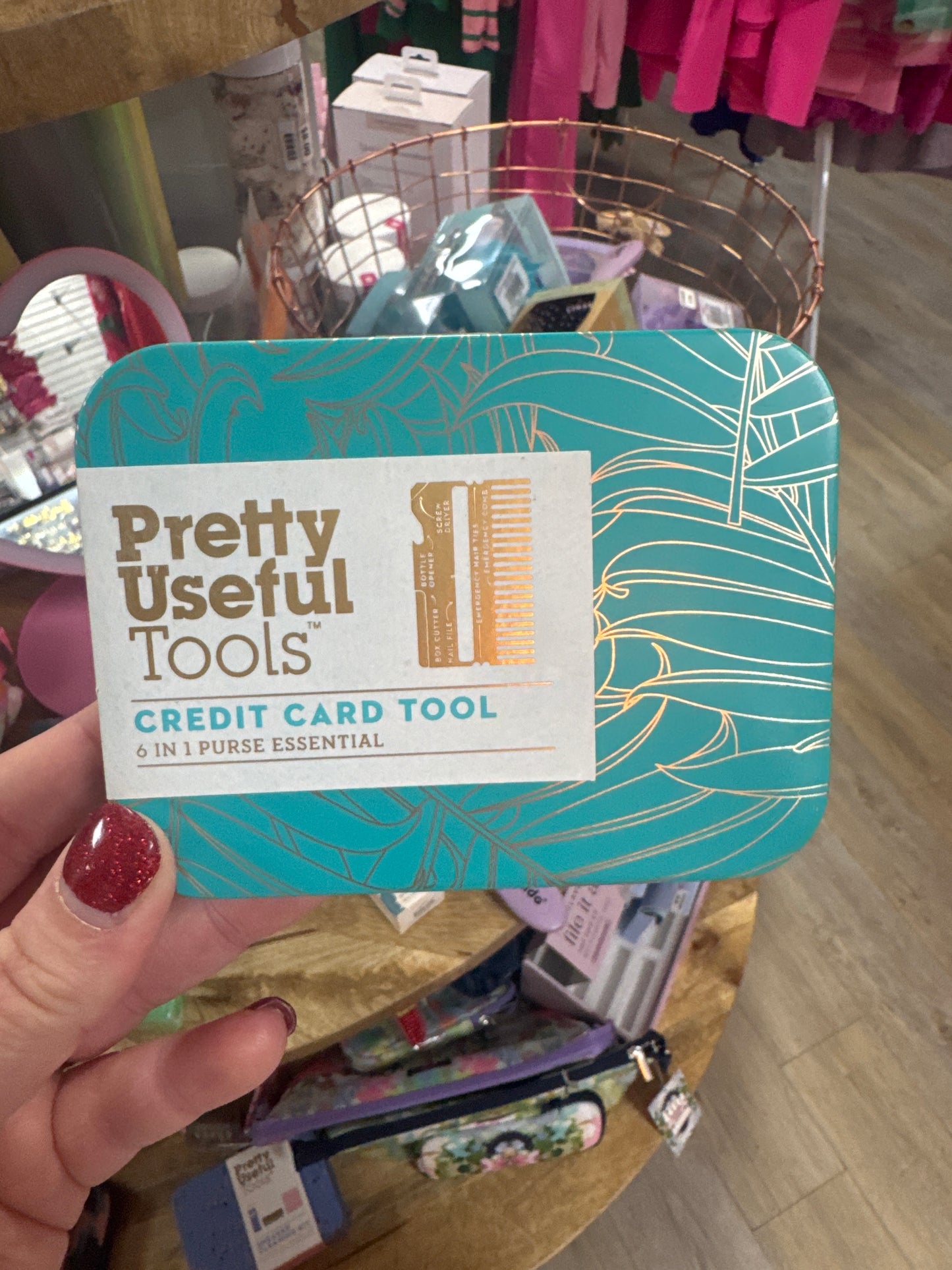 CREDIT CARD TOOL - 6 IN 1 PURSE ESSENTIAL