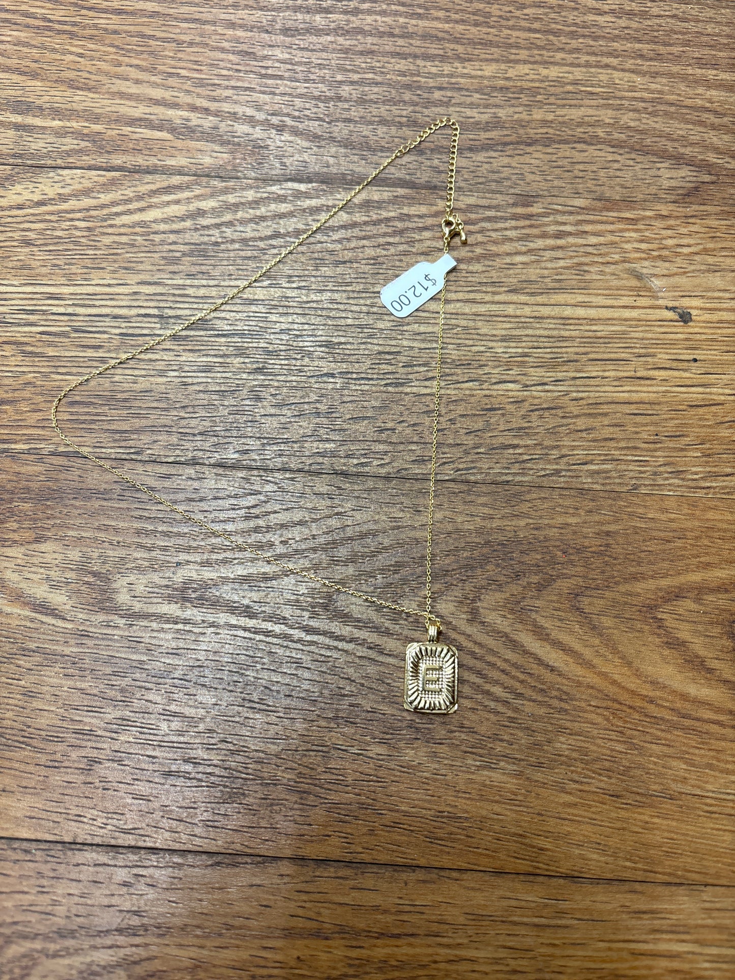 GOLD INITIAL NECKLACE- E