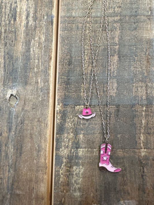 COWBOY HAT AND BOOT NECKLACE GOLD - PINK