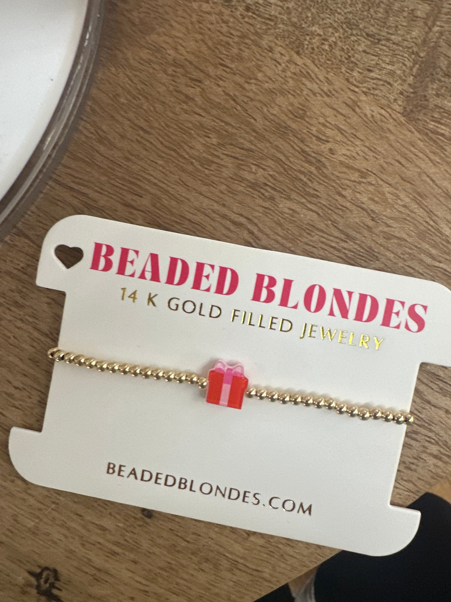 PRESENT BEADED BRACELET