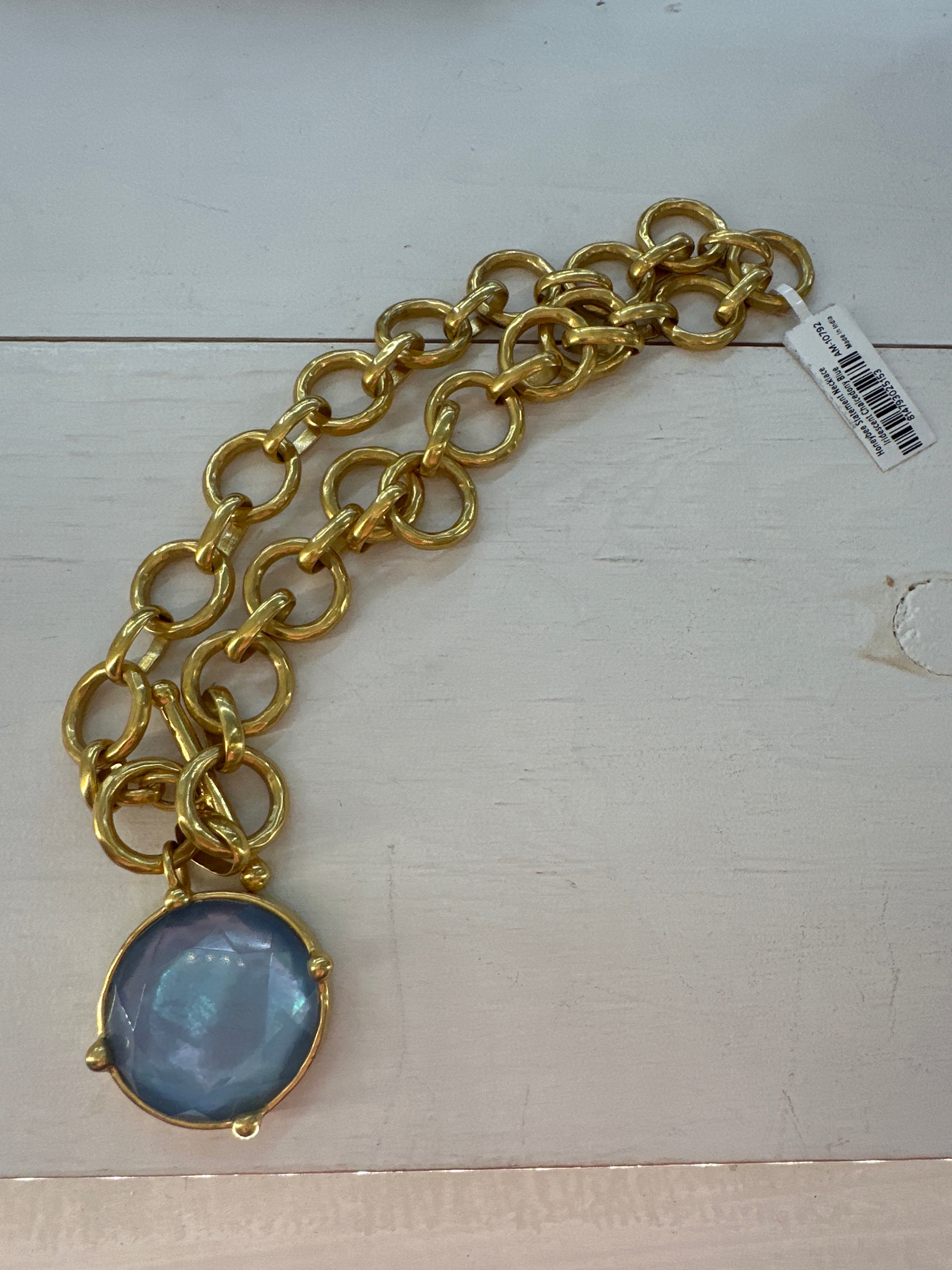 HONEYBEE STATEMENT NECKLACE IRD CHALCEDONY BLUE