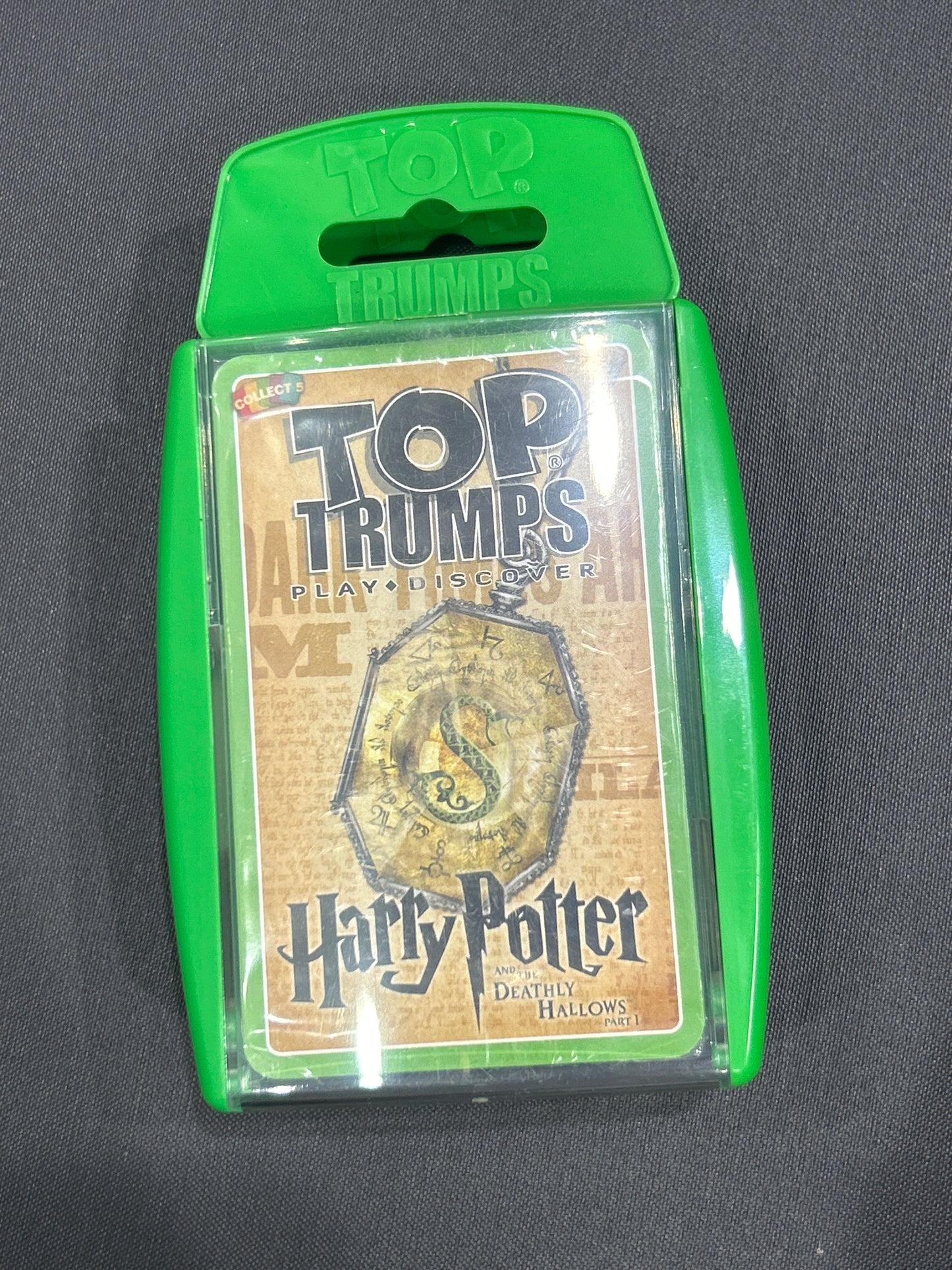 TOP TRUMPS - HARRY POTTER - DEATHLY HALLOWS PT1