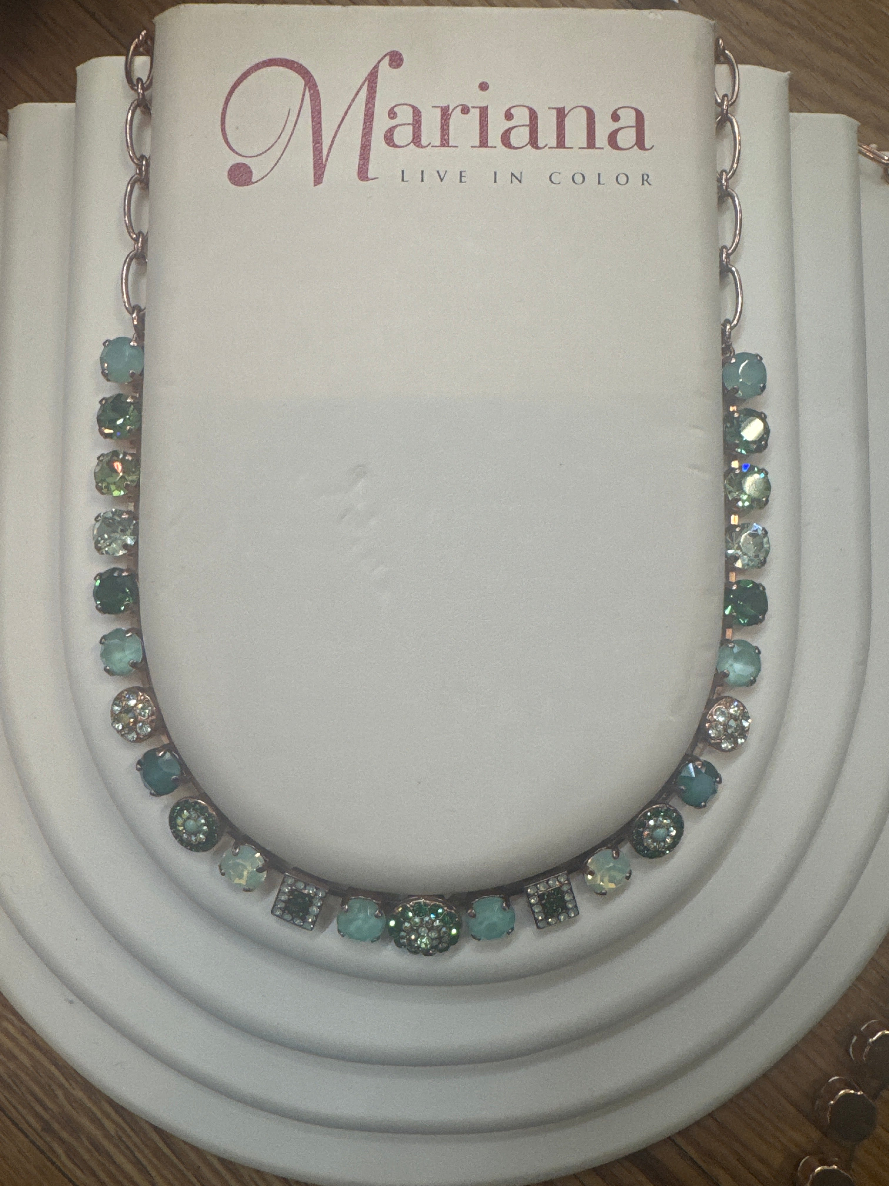 RG - MULTI GREEN SMALL CRYSTAL - NECKLACE