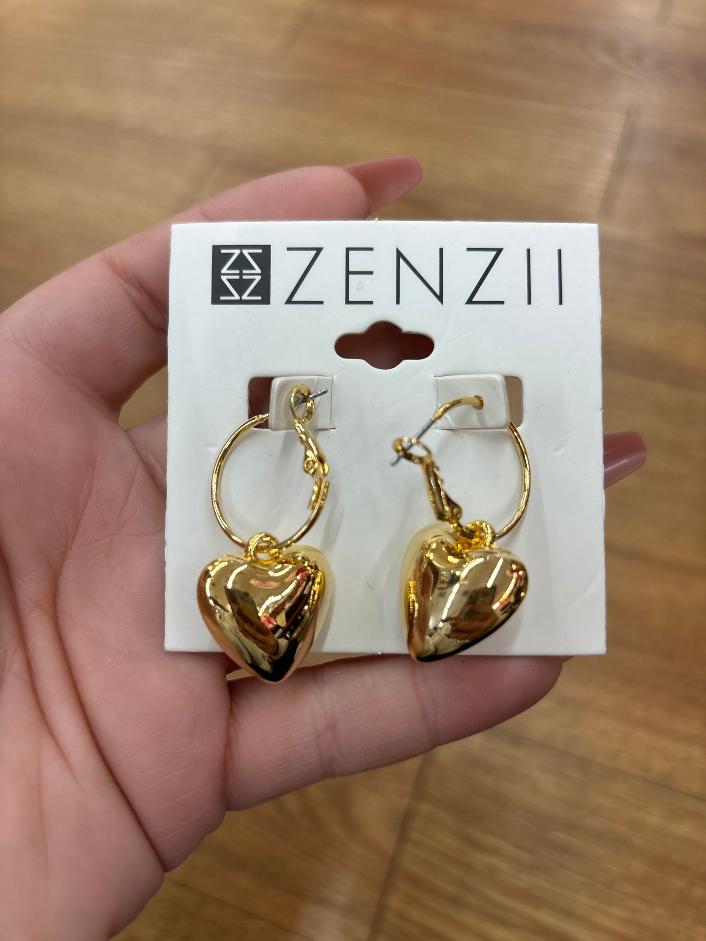 METAL HEART DROP EARRINGS - GOLD