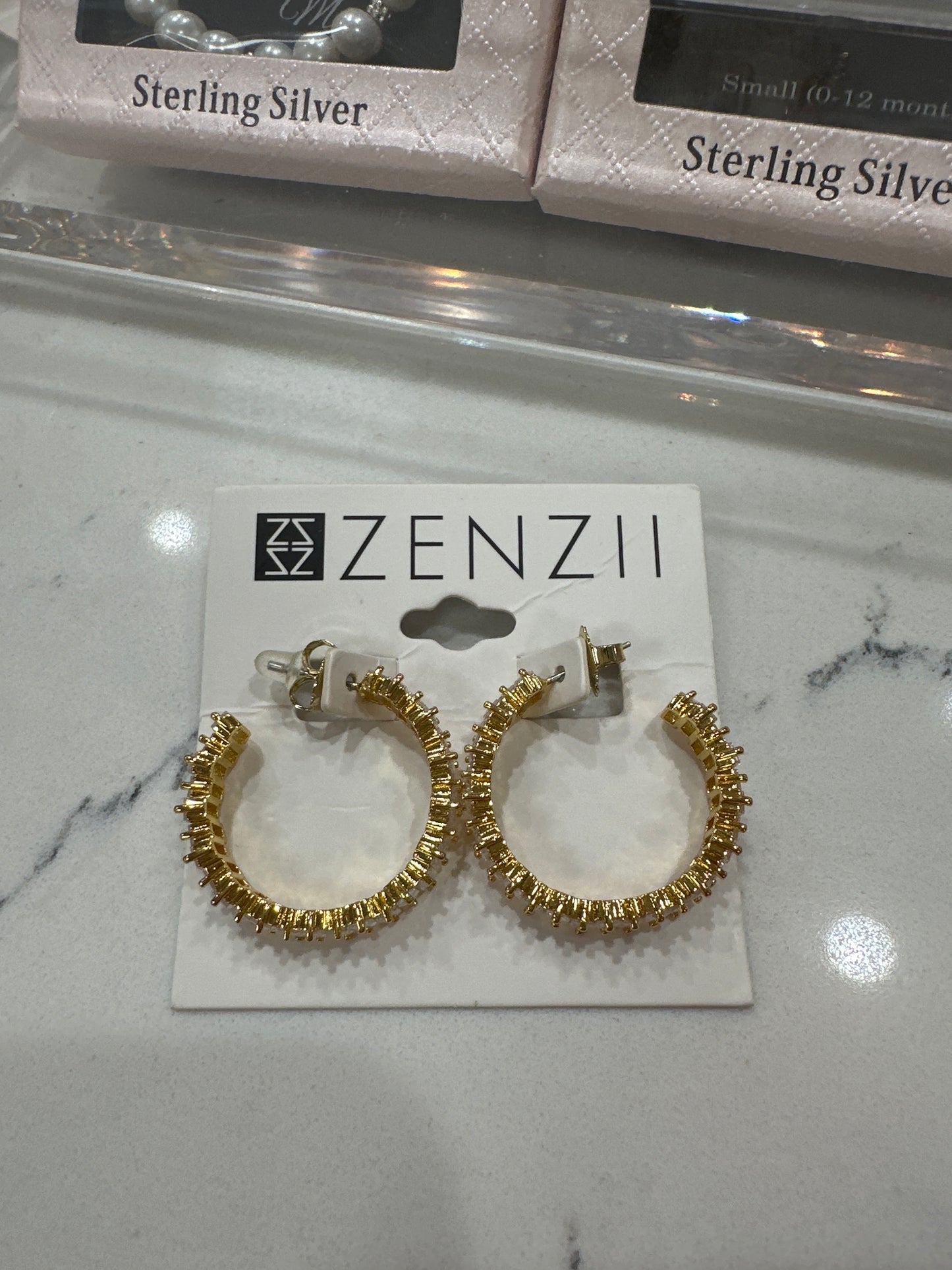 MEDIUM STACKED CRYSTAL HOOPS - GOLD/CLEAR