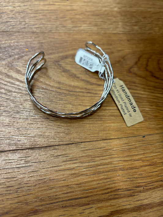 HAMMERED CUFF - SILVER