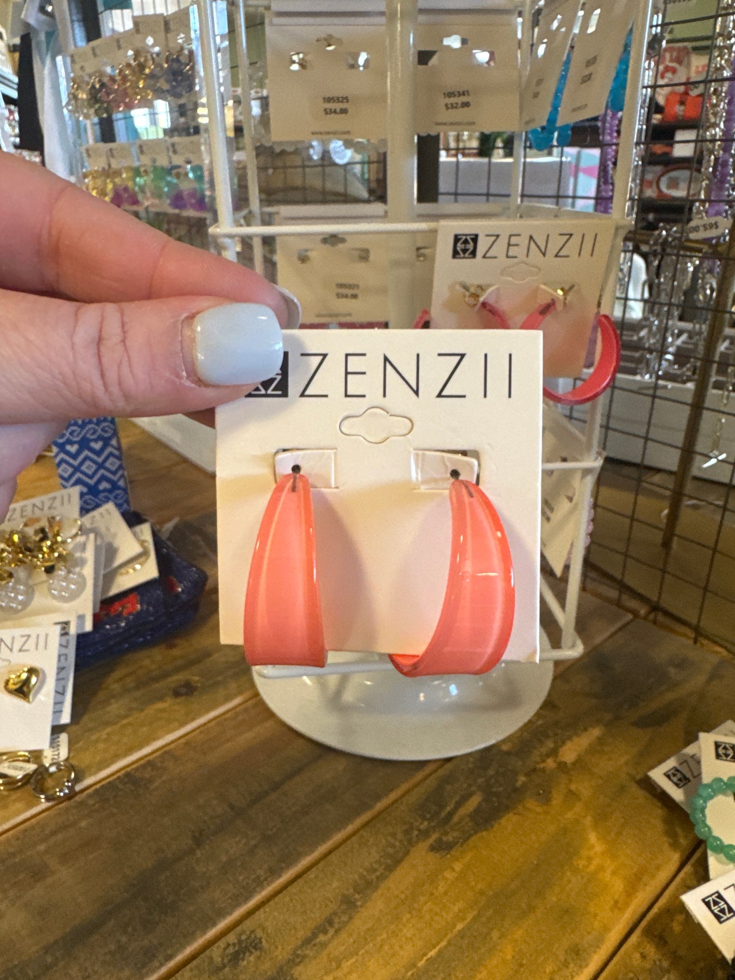 RESIN HOOP EARRINGS - CORAL