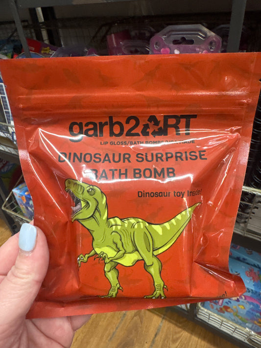 DINOSAUR SURPRISE BATH BOMB
