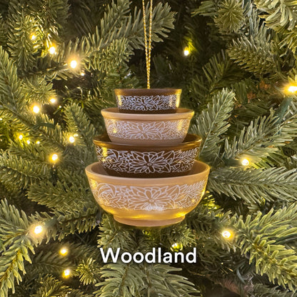 MINI PYREX-INSPIRED BOWL ORNAMENT - RETRO CHRISTMAS DECOR
