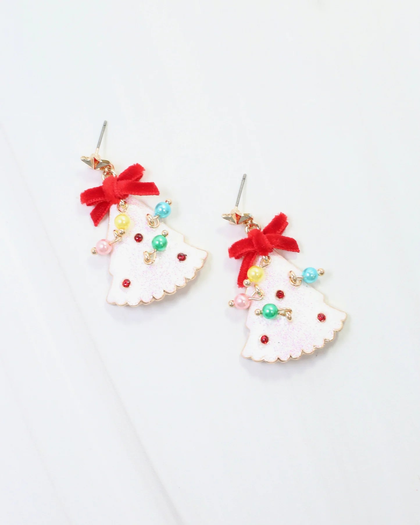 CHRISTMAS TREE EARRING WITH BOW AND PEARLS